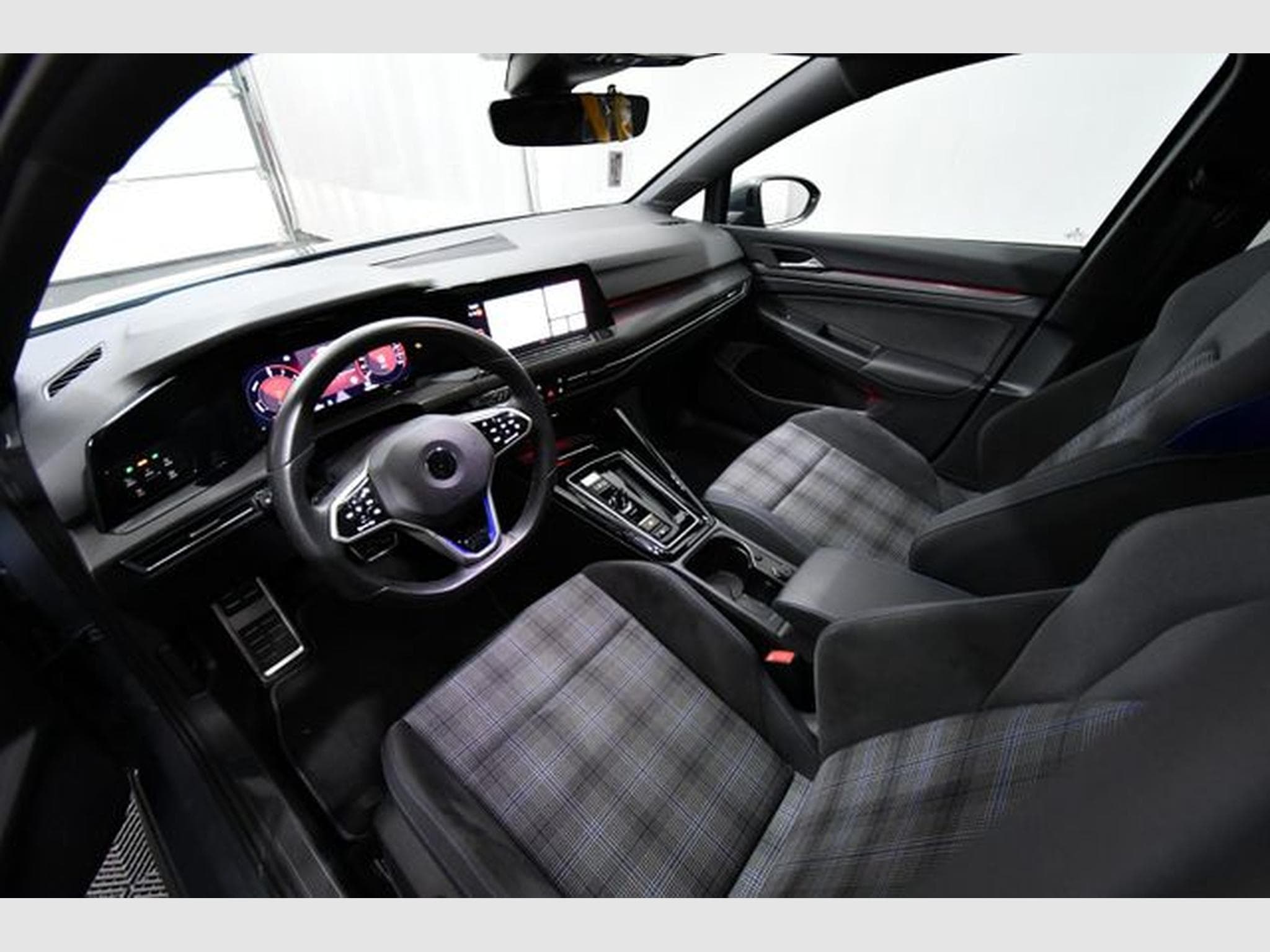 VW Golf Golf VIII Lim. GTE eHybrid, Navi, 18", R-View, P (2023) - Photo 5