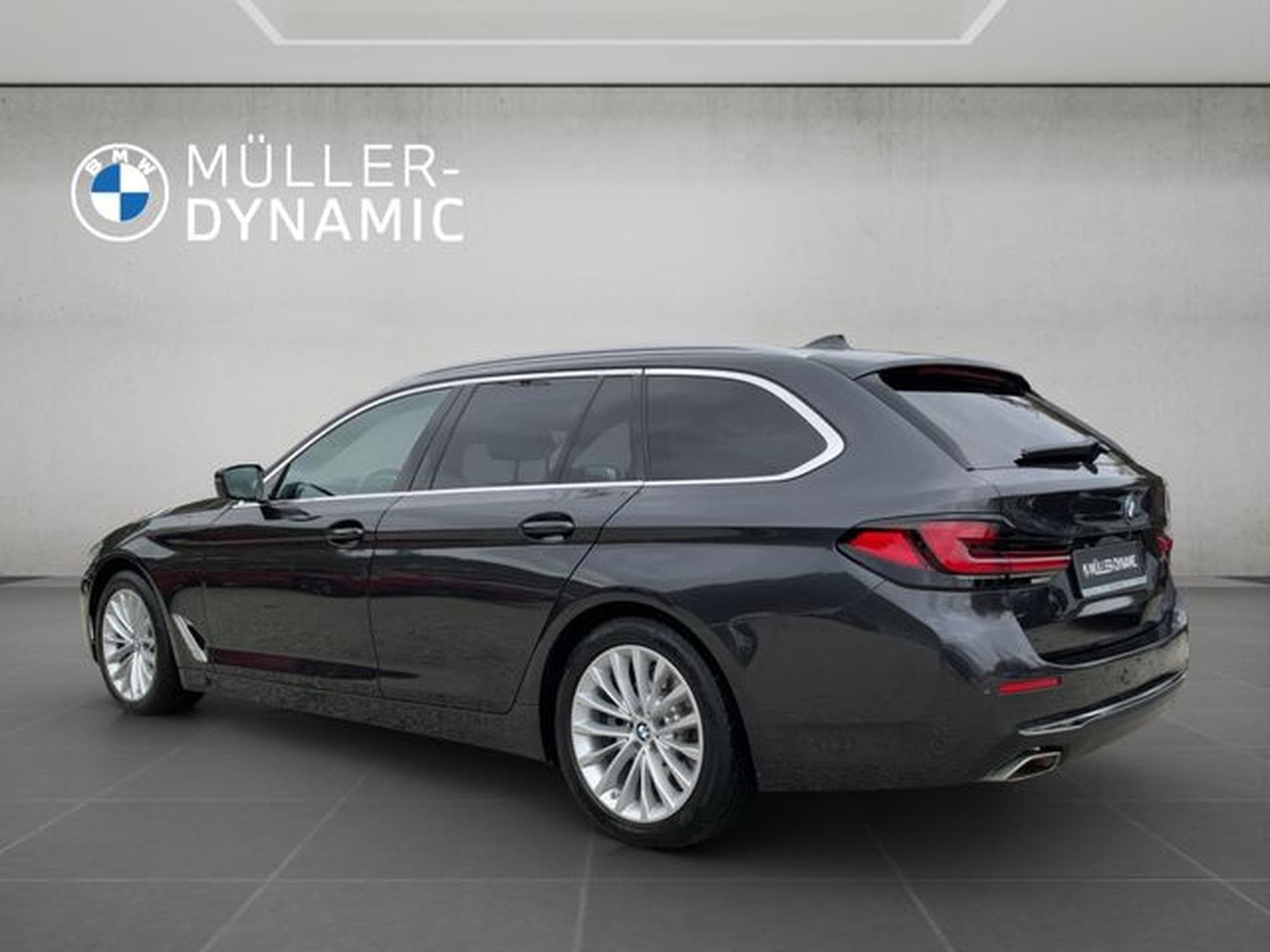 BMW 520 520i TOURING LUXURY LINE AHK LASER HUD KOMFORTZU (2021) - Photo 4