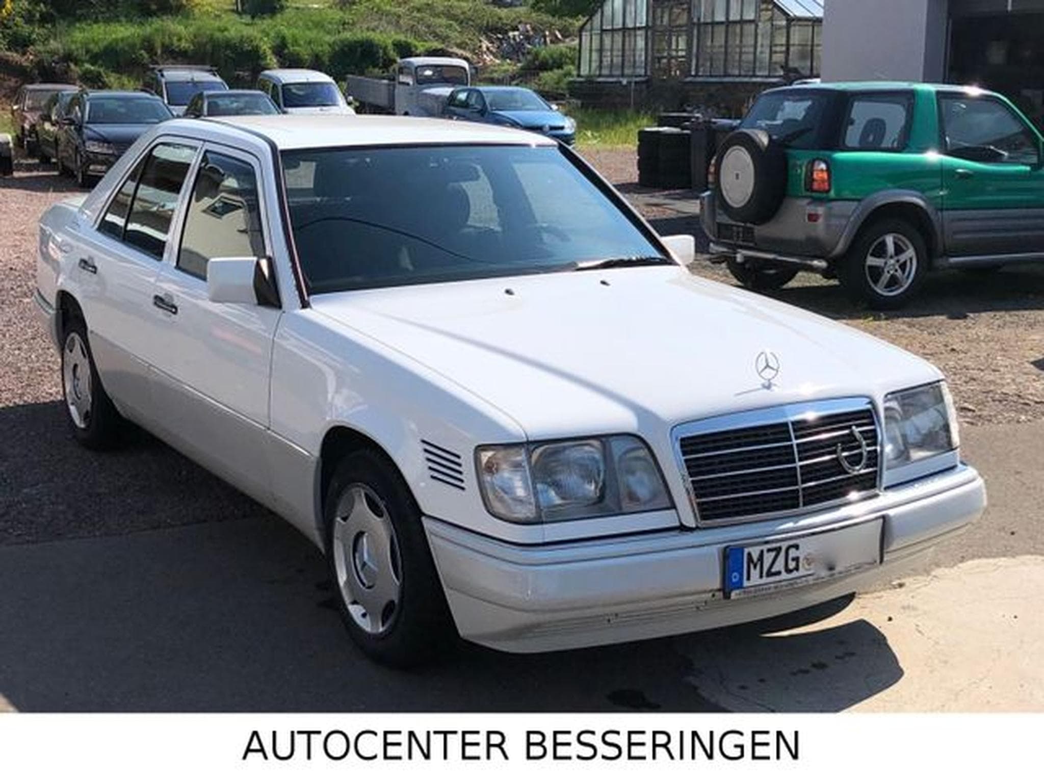 Mercedes E 250 E 250  * W 124 * KLIMA * SCHIEBEDACH * (1994) - Foto 2