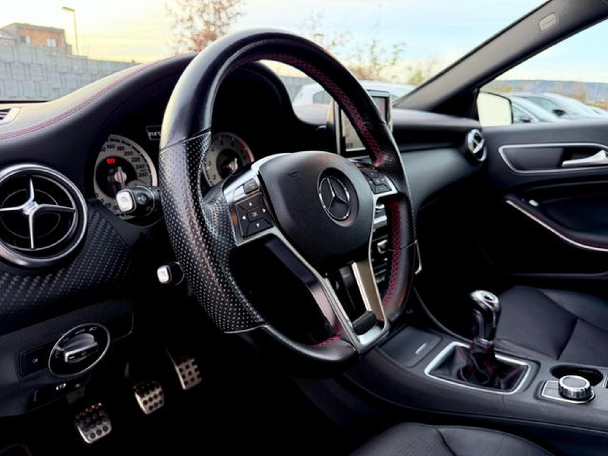 Mercedes A 200 A 200 / AMG LINE / NAVI / PDC / LEDER / GARANTIE (2015) - Photo 10