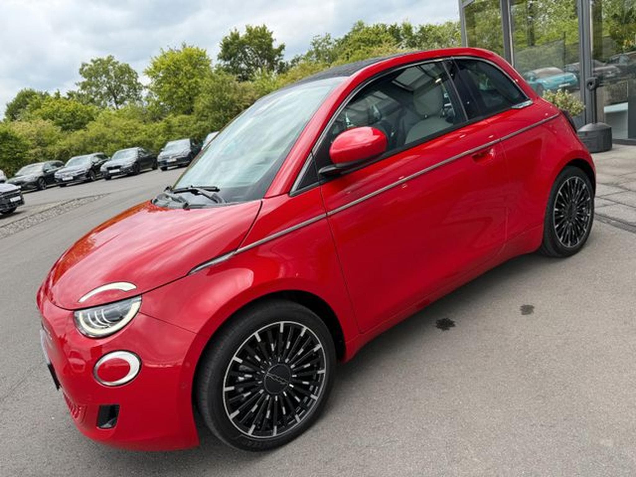 Fiat 500 500e Cabrio La Prima 42kwh Leder JBL Sound Navi (2024) - Foto 1