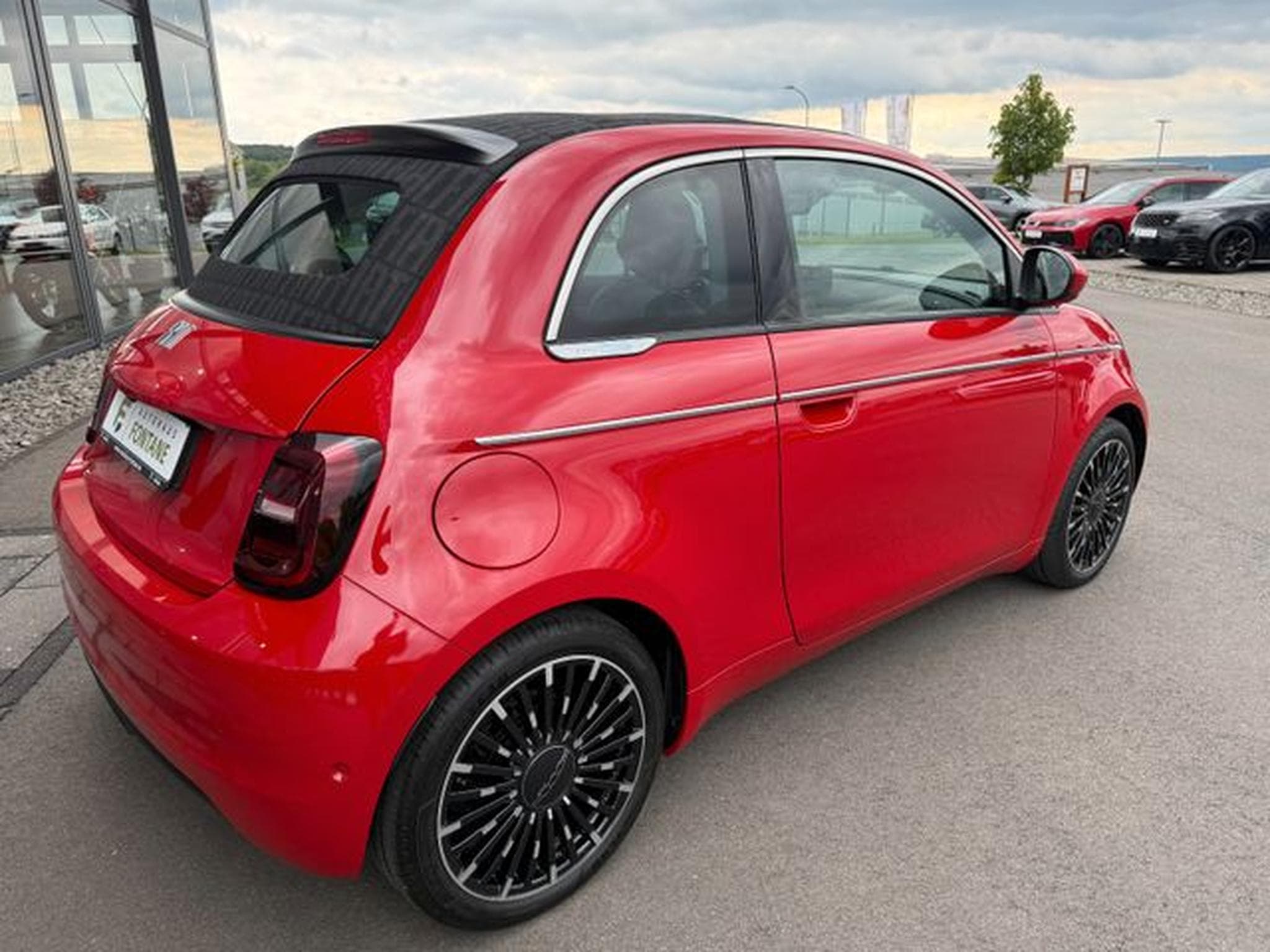 Fiat 500 500e Cabrio La Prima 42kwh Leder JBL Sound Navi (2024) - Foto 5
