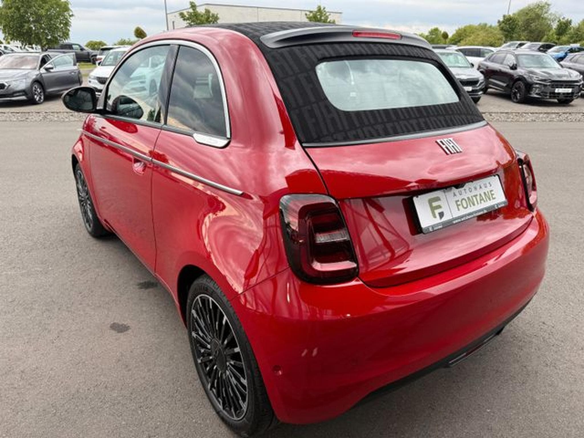 Fiat 500 500e Cabrio La Prima 42kwh Leder JBL Sound Navi (2024) - Foto 7