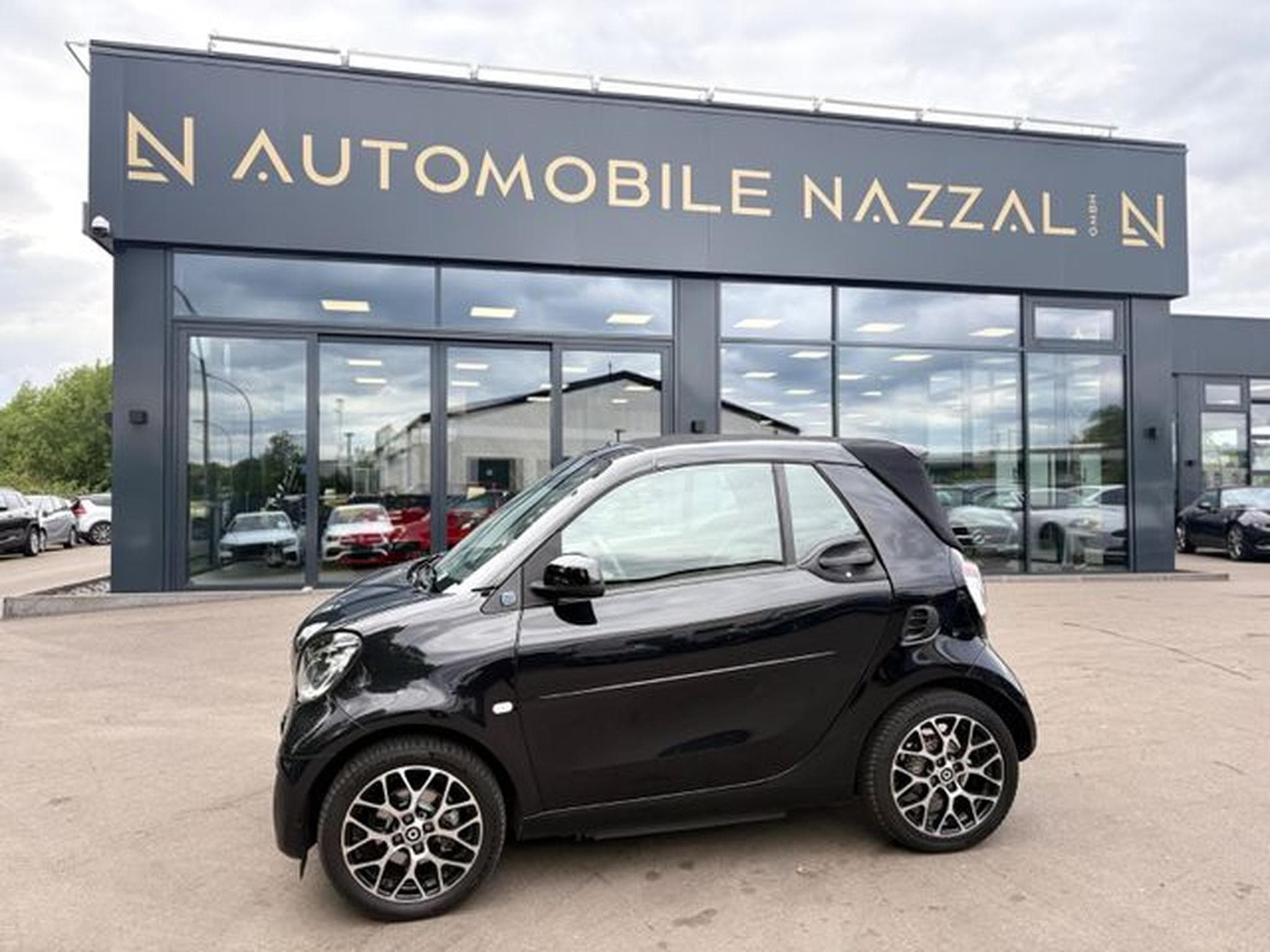 Smart ForTwo FORTWO*CABRIO*NAVI*KAMERA*SITZHEIZUNG* (2022) - Foto 13
