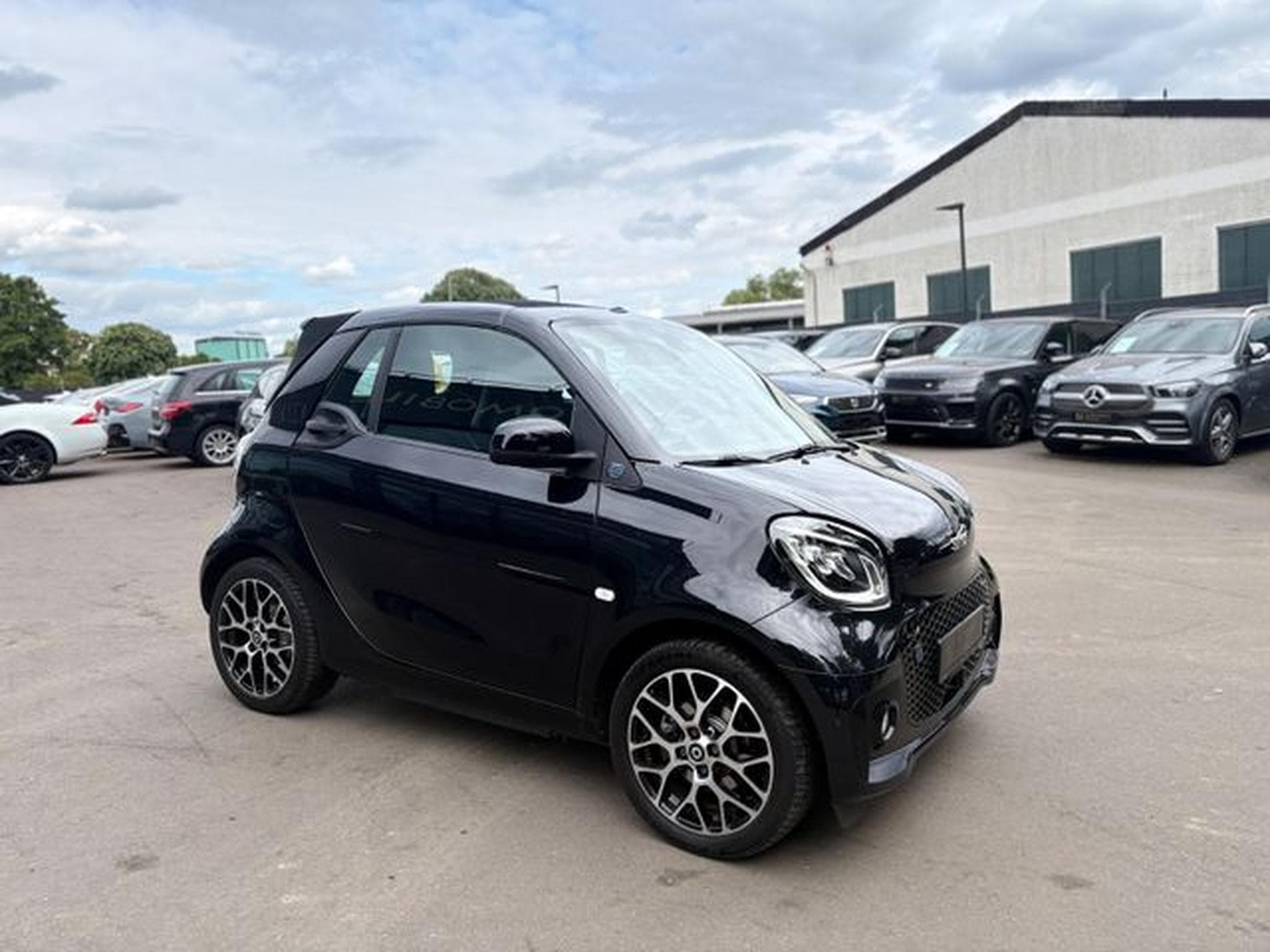 Smart ForTwo FORTWO*CABRIO*NAVI*KAMERA*SITZHEIZUNG* (2022) - Foto 6