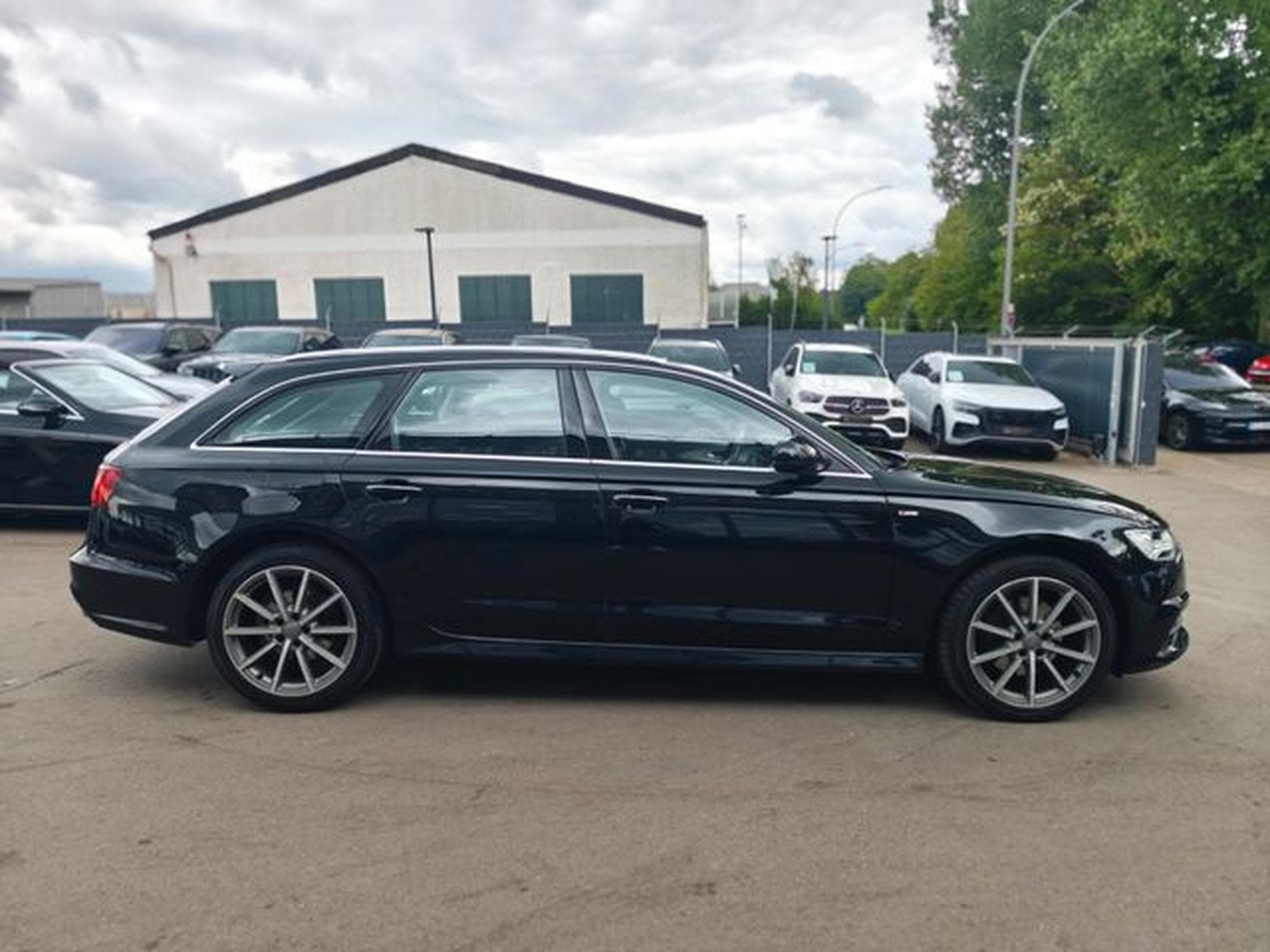 Audi A6 A6 AVANT*S-LINE*NAVI*SITZHEIZUNG*KAMERA* (2018) - Foto 14