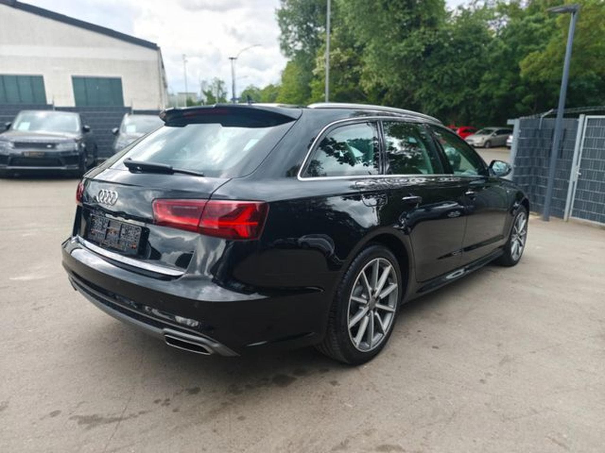 Audi A6 A6 AVANT*S-LINE*NAVI*SITZHEIZUNG*KAMERA* (2018) - Foto 6