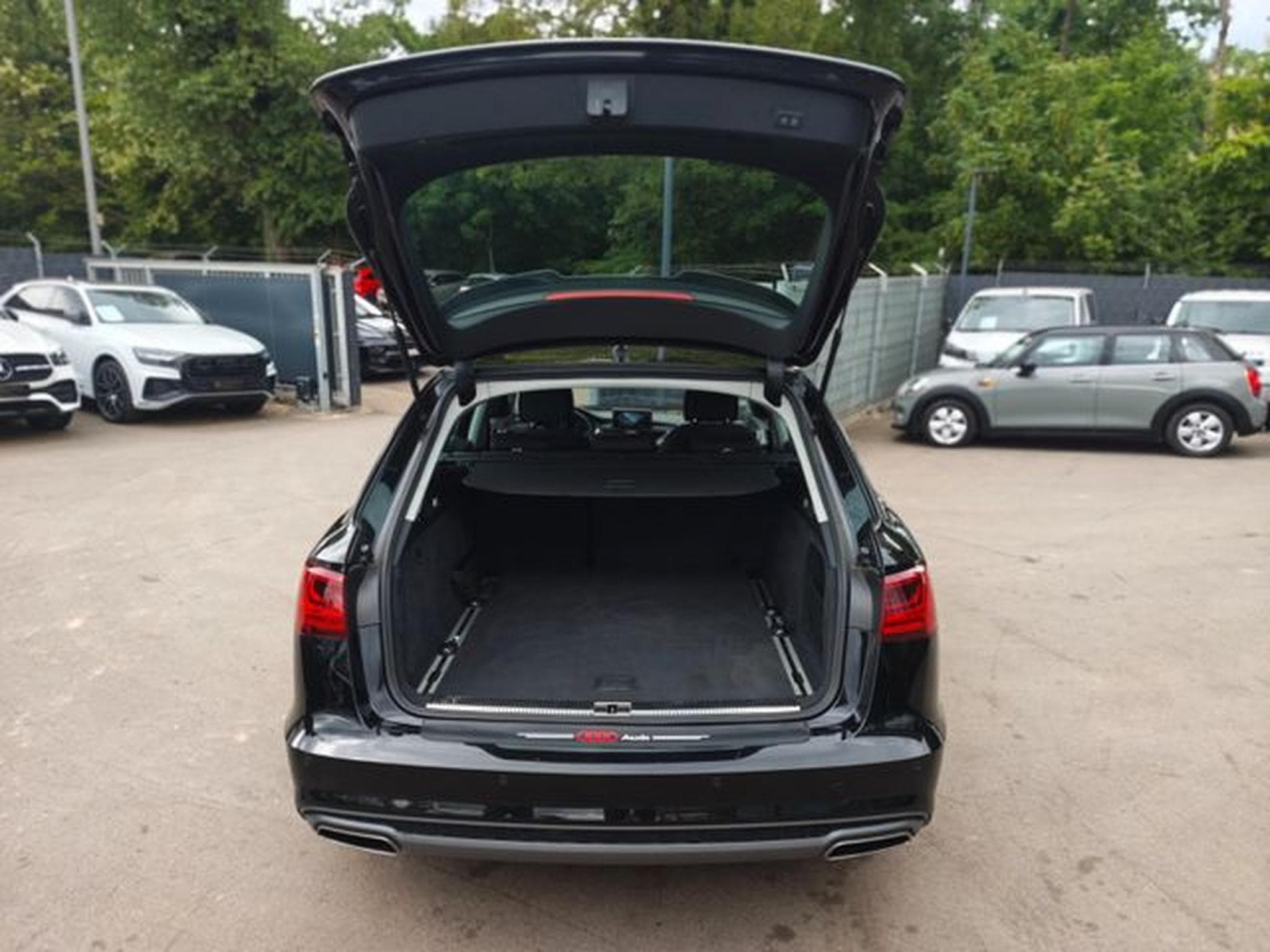 Audi A6 A6 AVANT*S-LINE*NAVI*SITZHEIZUNG*KAMERA* (2018) - Foto 9