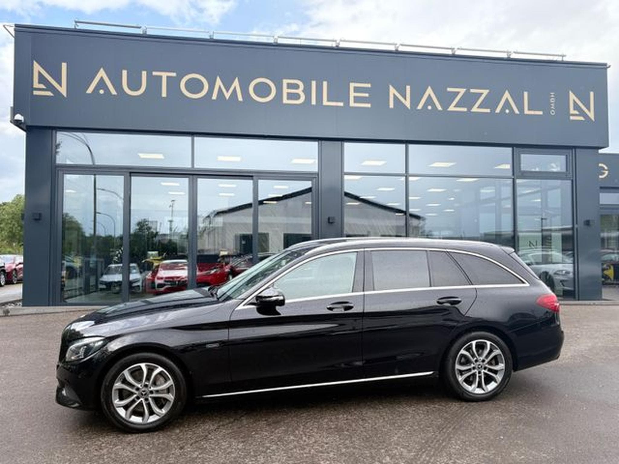 Mercedes C 350 C 350 e T *AVANTGARDE*NAVI*SHZ*KAMERA*LED*LUFT* (2019) - Foto 11