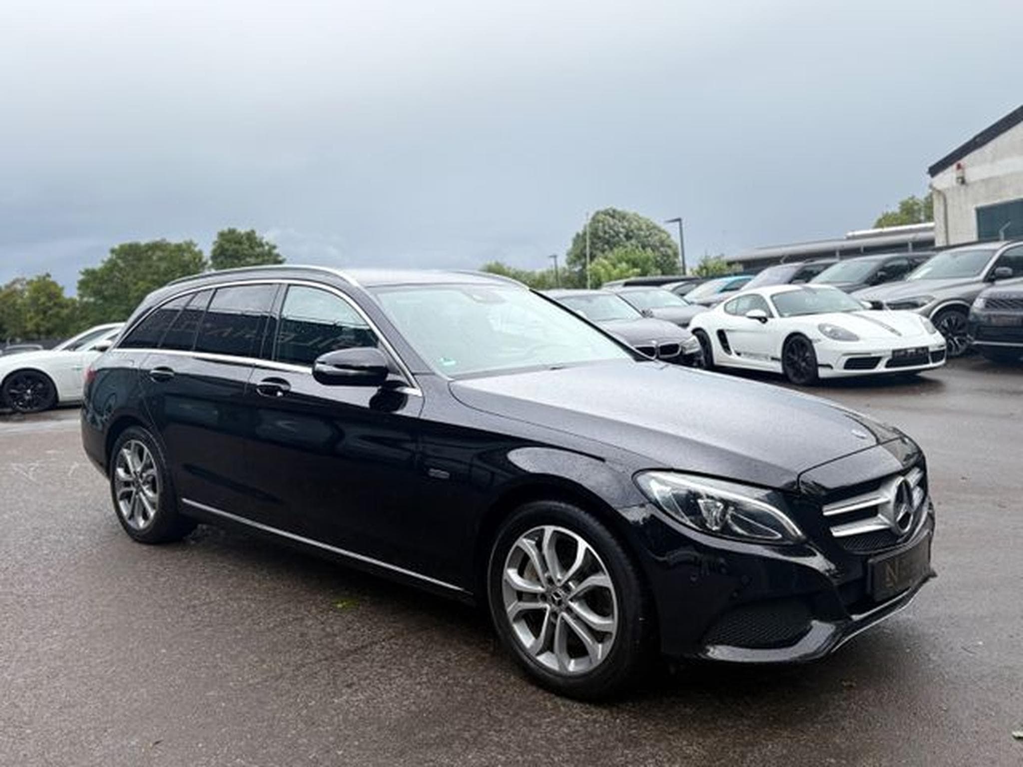 Mercedes C 350 C 350 e T *AVANTGARDE*NAVI*SHZ*KAMERA*LED*LUFT* (2019) - Foto 6