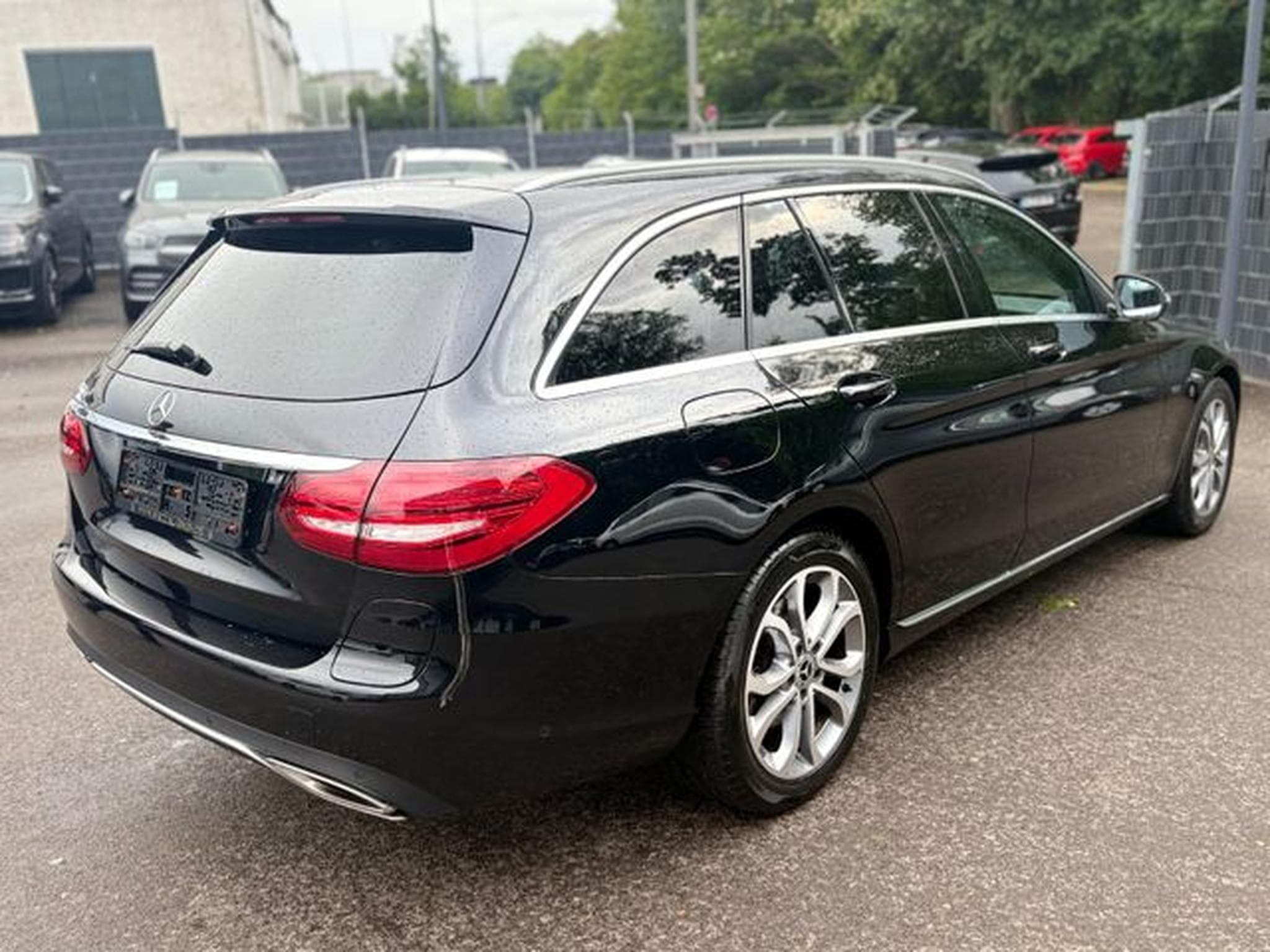 Mercedes C 350 C 350 e T *AVANTGARDE*NAVI*SHZ*KAMERA*LED*LUFT* (2019) - Foto 7