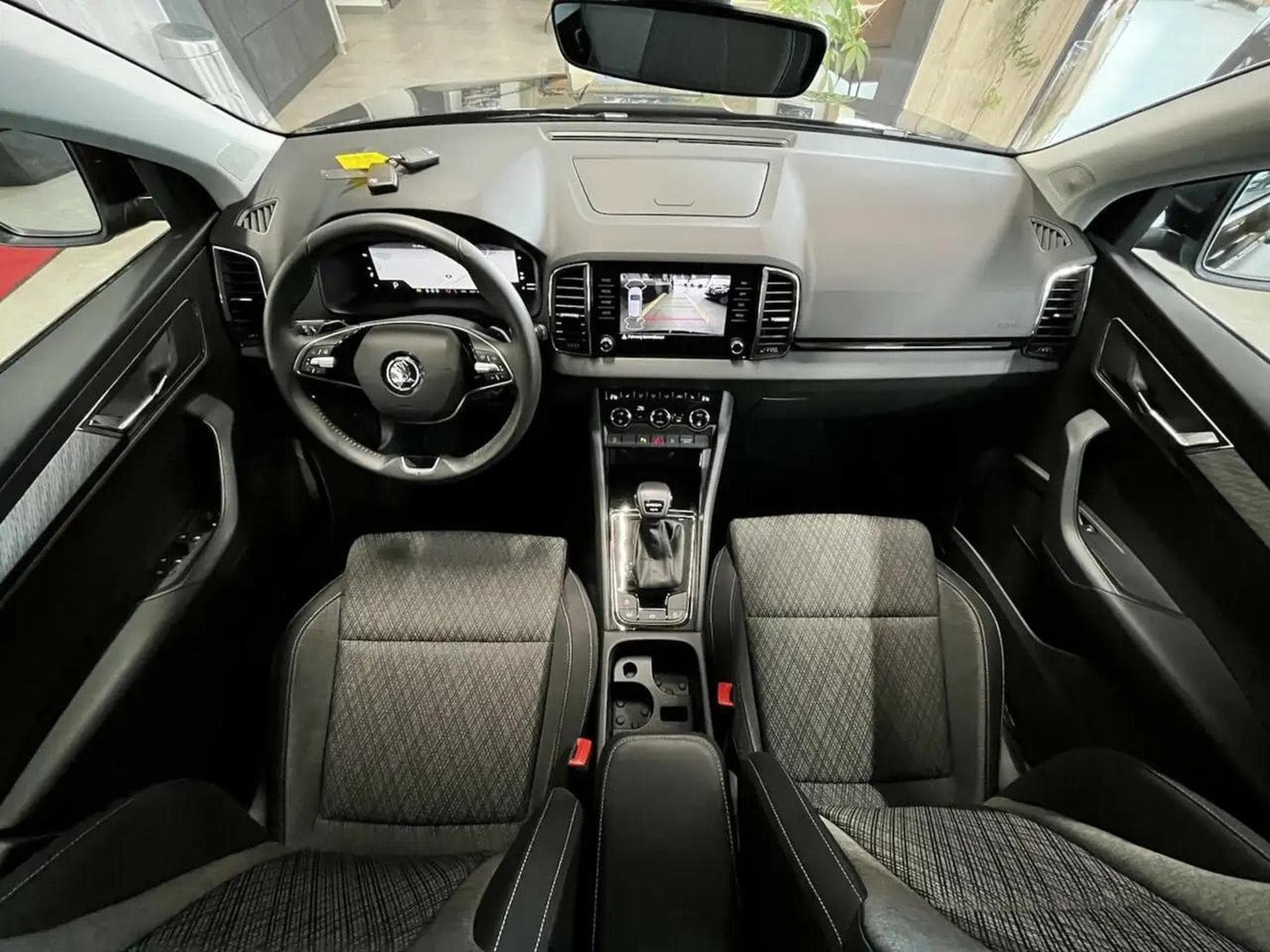 Skoda Karoq (2024) - Foto 8