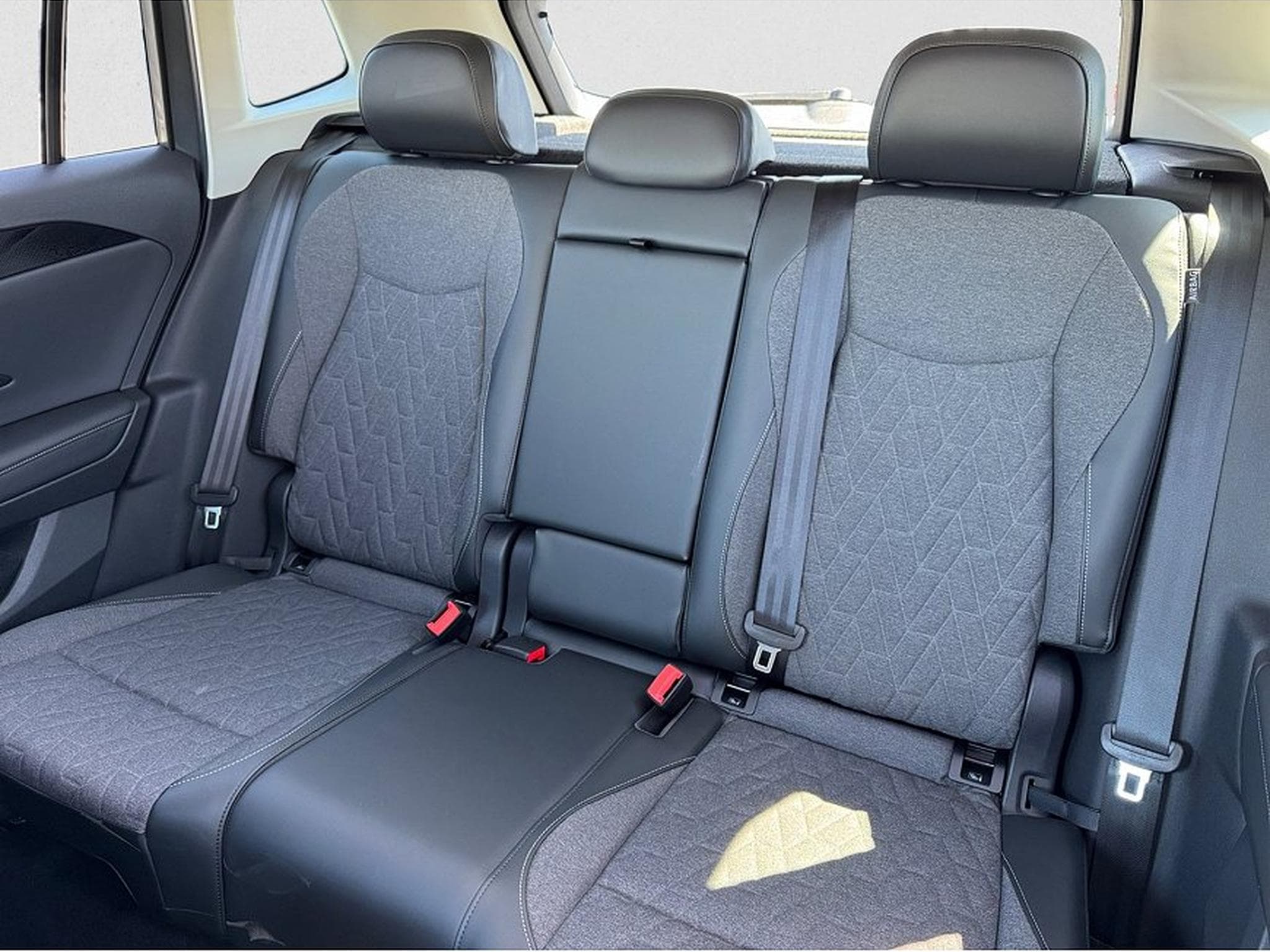VW Tiguan (2026) - Foto 8