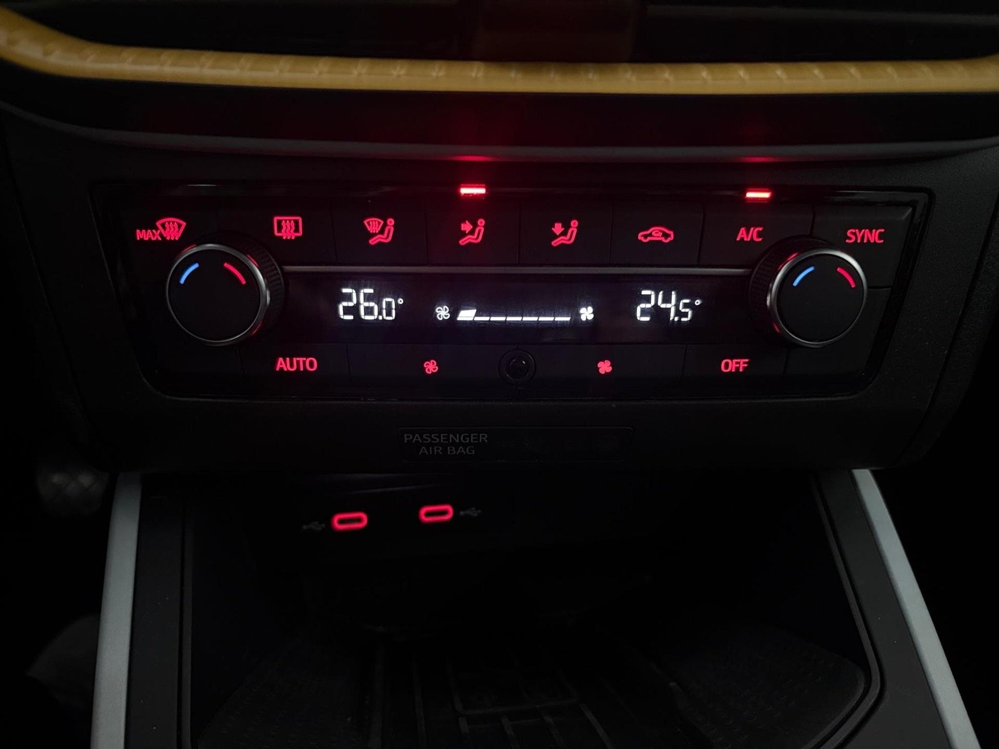 Seat Arona -26% 1.0 TSI 115Cv Special Edition+Options (2025) - Photo 12