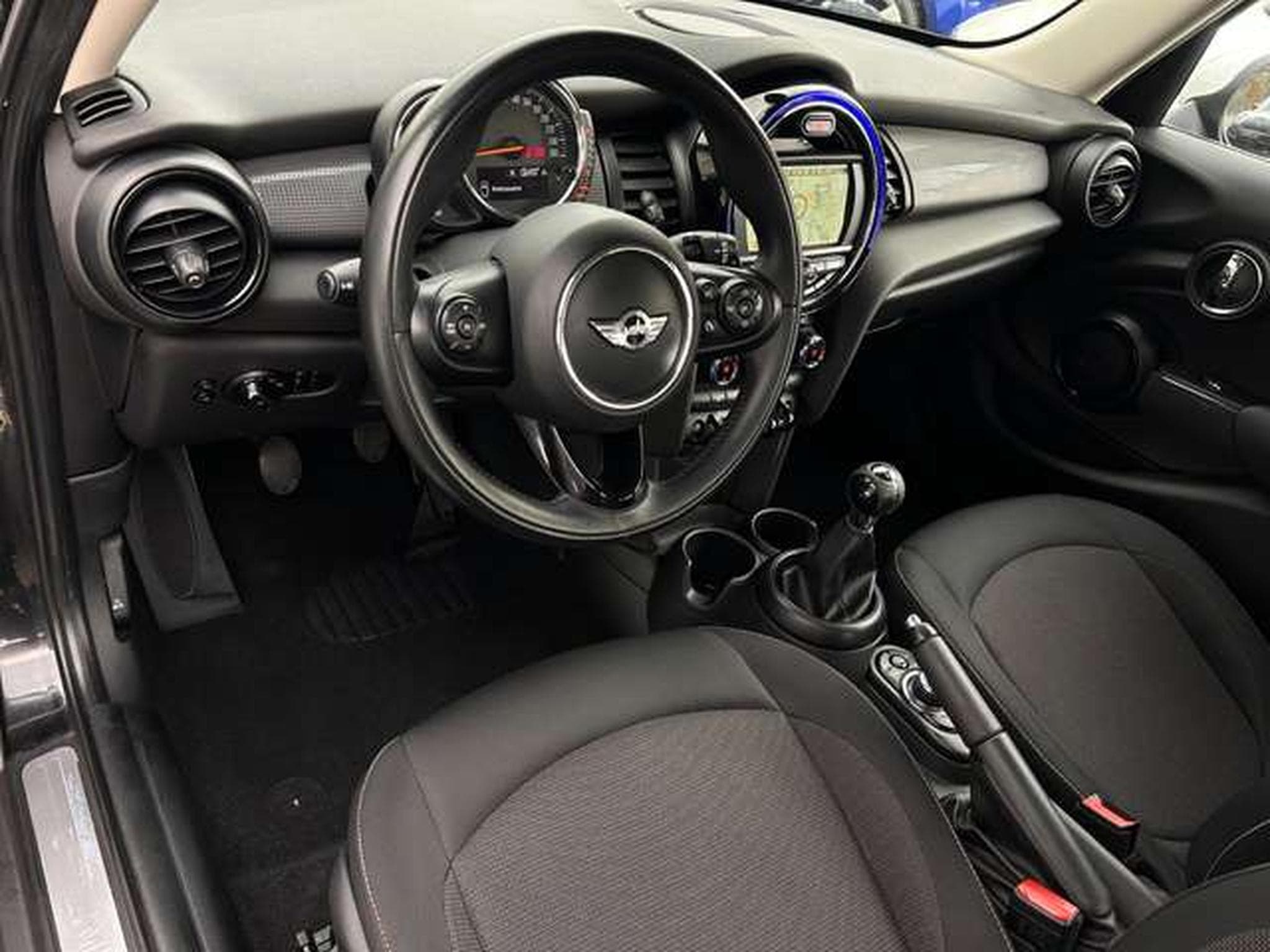 MINI Cooper COOPER D 116 5P (2016) - Photo 12