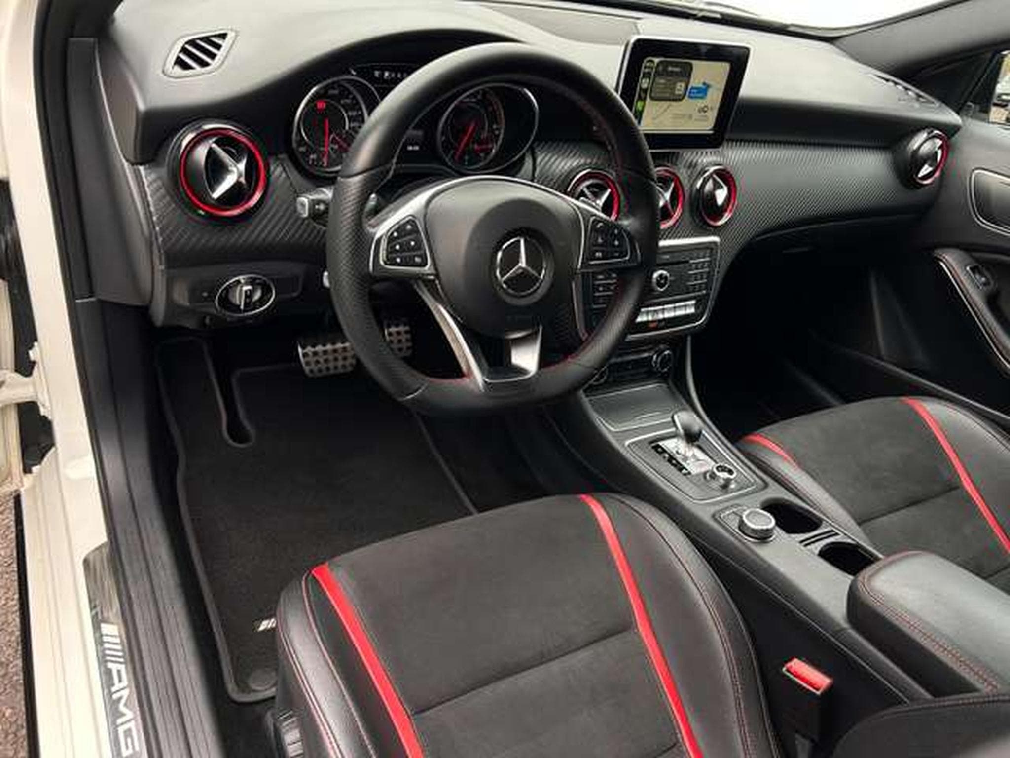 Mercedes A 45 AMG 45 AMG 4MATIC 381  DCT (2017) - Photo 12