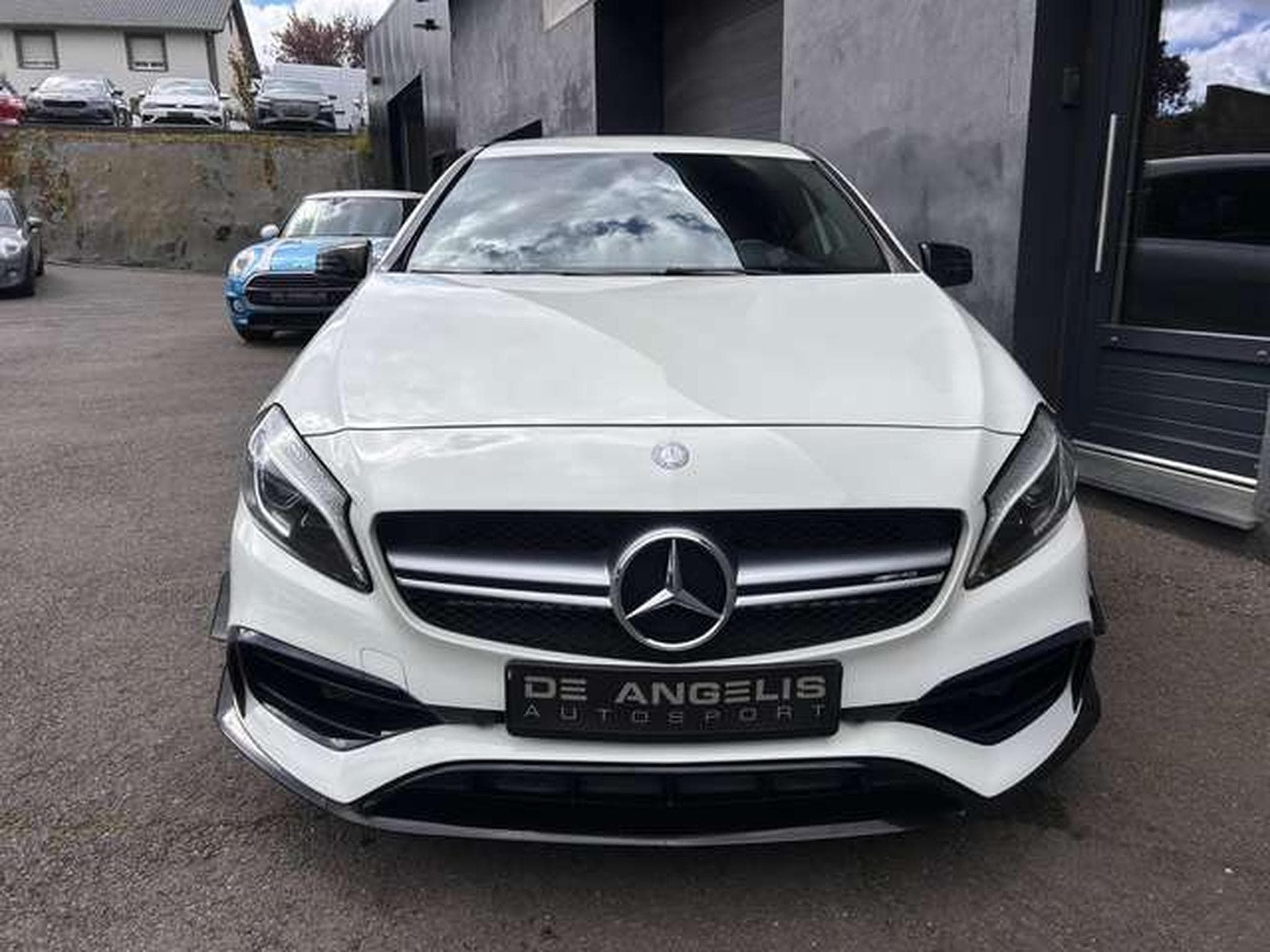 Mercedes A 45 AMG 45 AMG 4MATIC 381  DCT (2017) - Photo 8