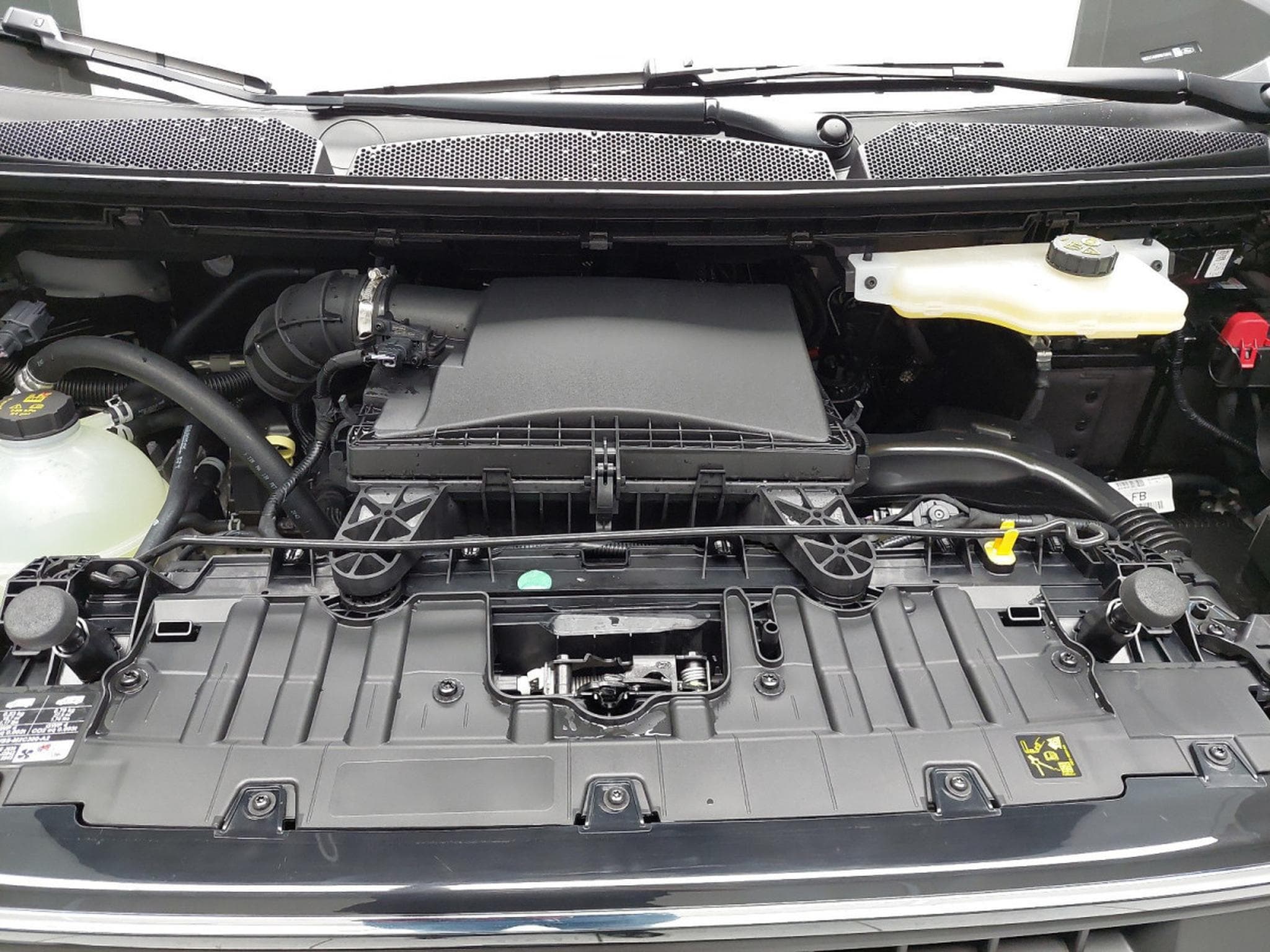 Ford Transit 2.0 ECOBLUE 136 L2H1 Trend (2025) - Photo 15