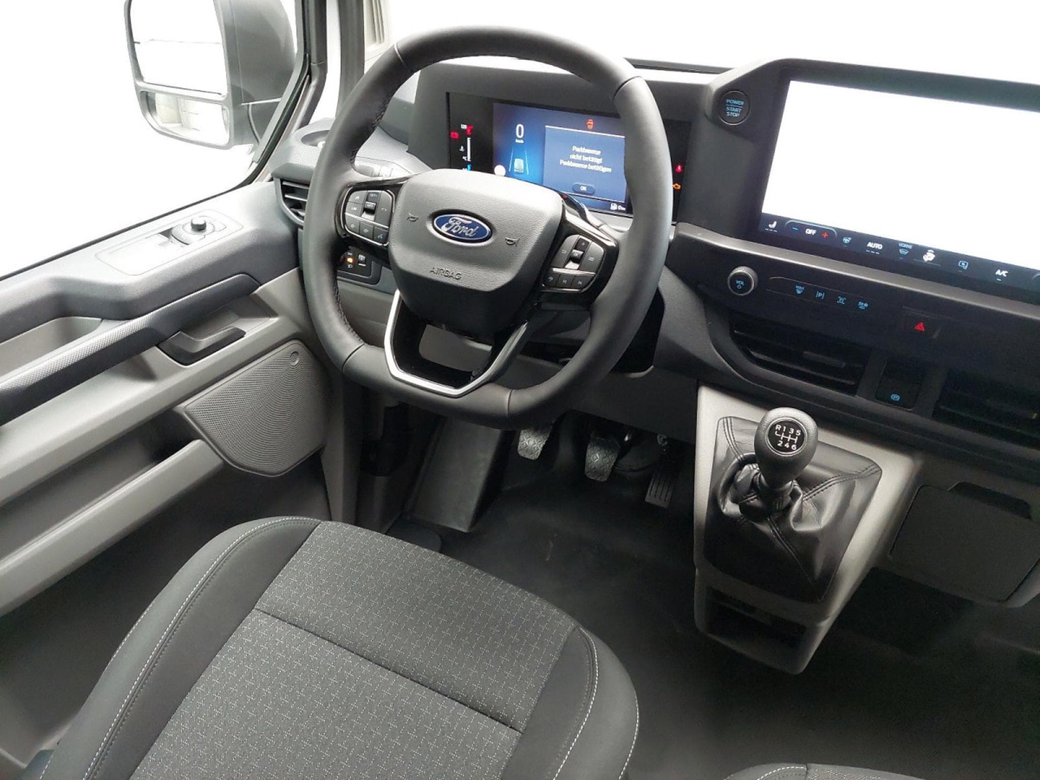 Ford Transit 2.0 ECOBLUE 136 L2H1 Trend (2025) - Photo 8