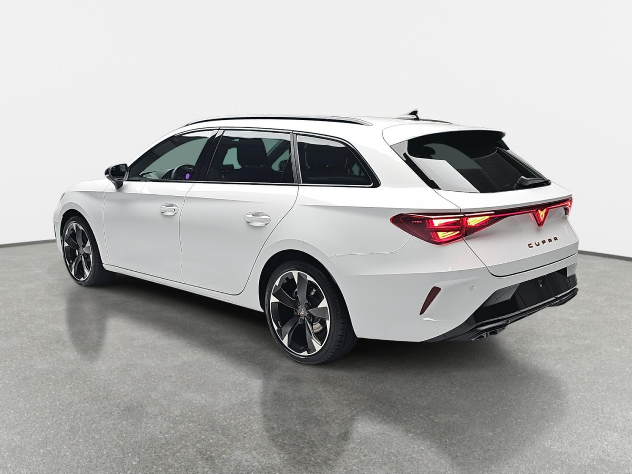 Cupra Leon 1.5 eTSi DSG 150 Kombi (2026) - Photo 5