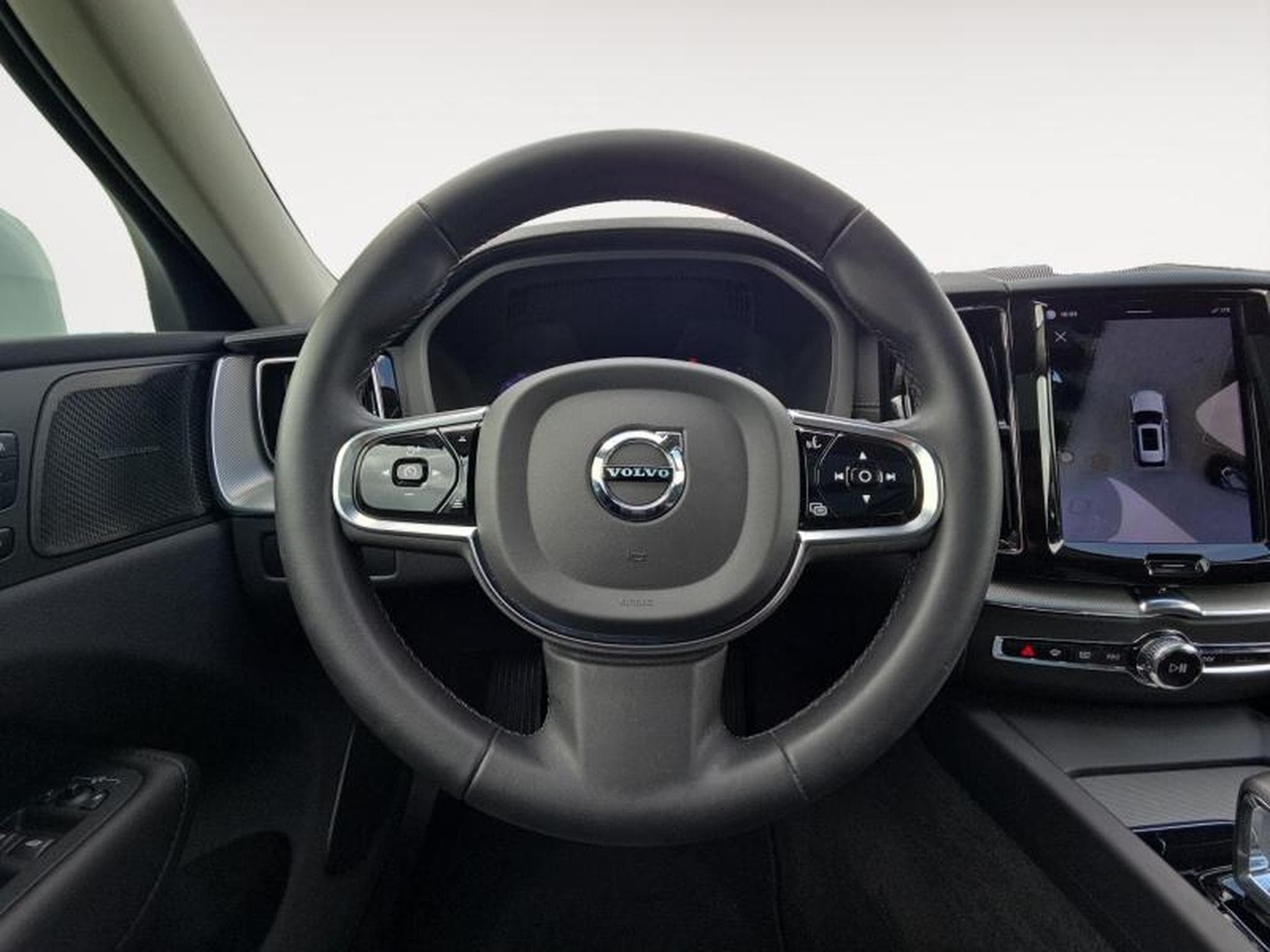 Volvo XC60 B4 Ultimate Bright / Essence (2022) - Foto 17