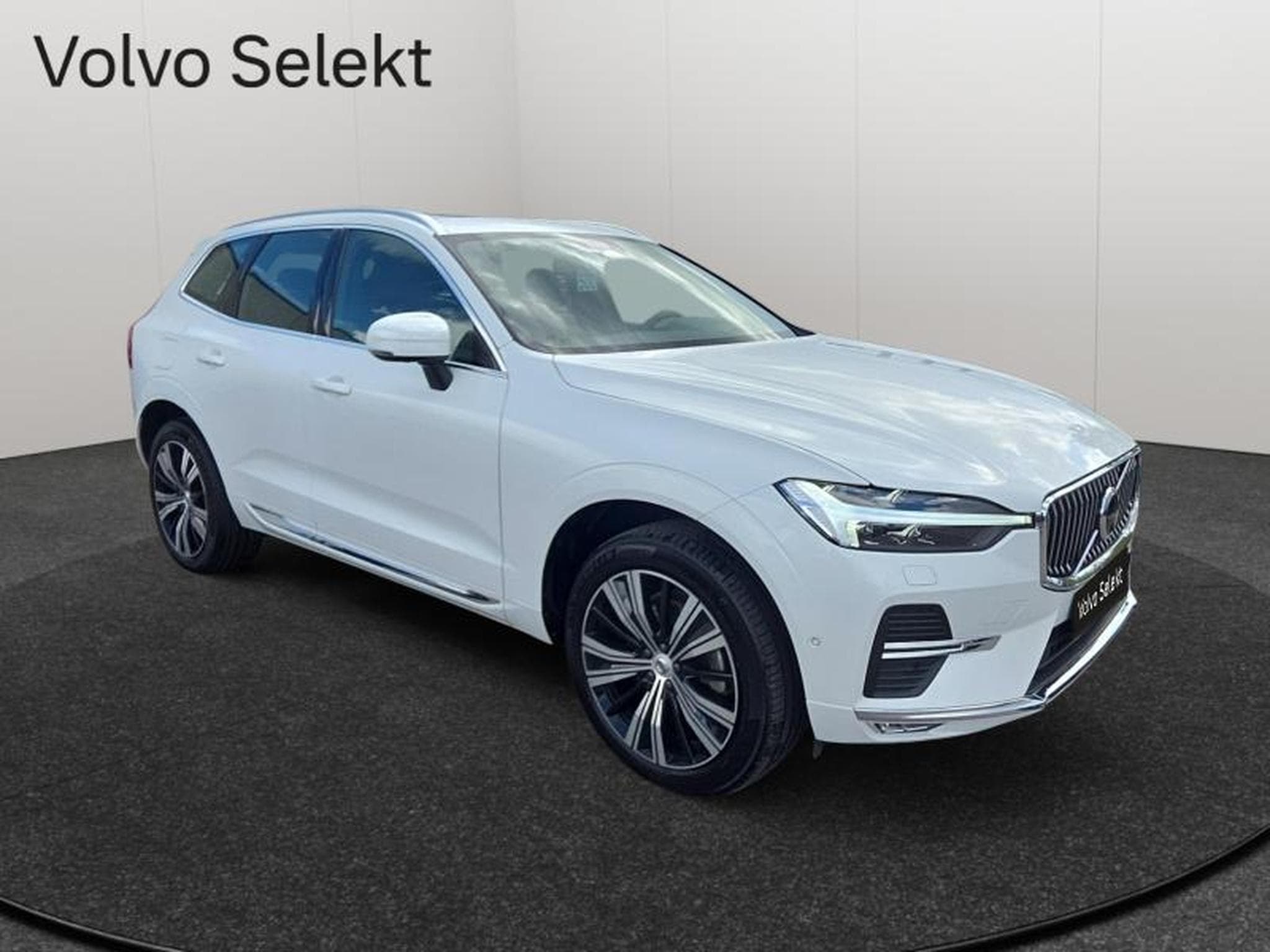 Volvo XC60 B4 Ultimate Bright / Essence (2022) - Foto 18