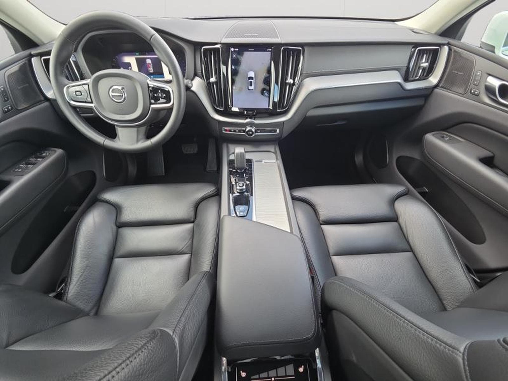 Volvo XC60 B4 Ultimate Bright / Essence (2022) - Foto 3