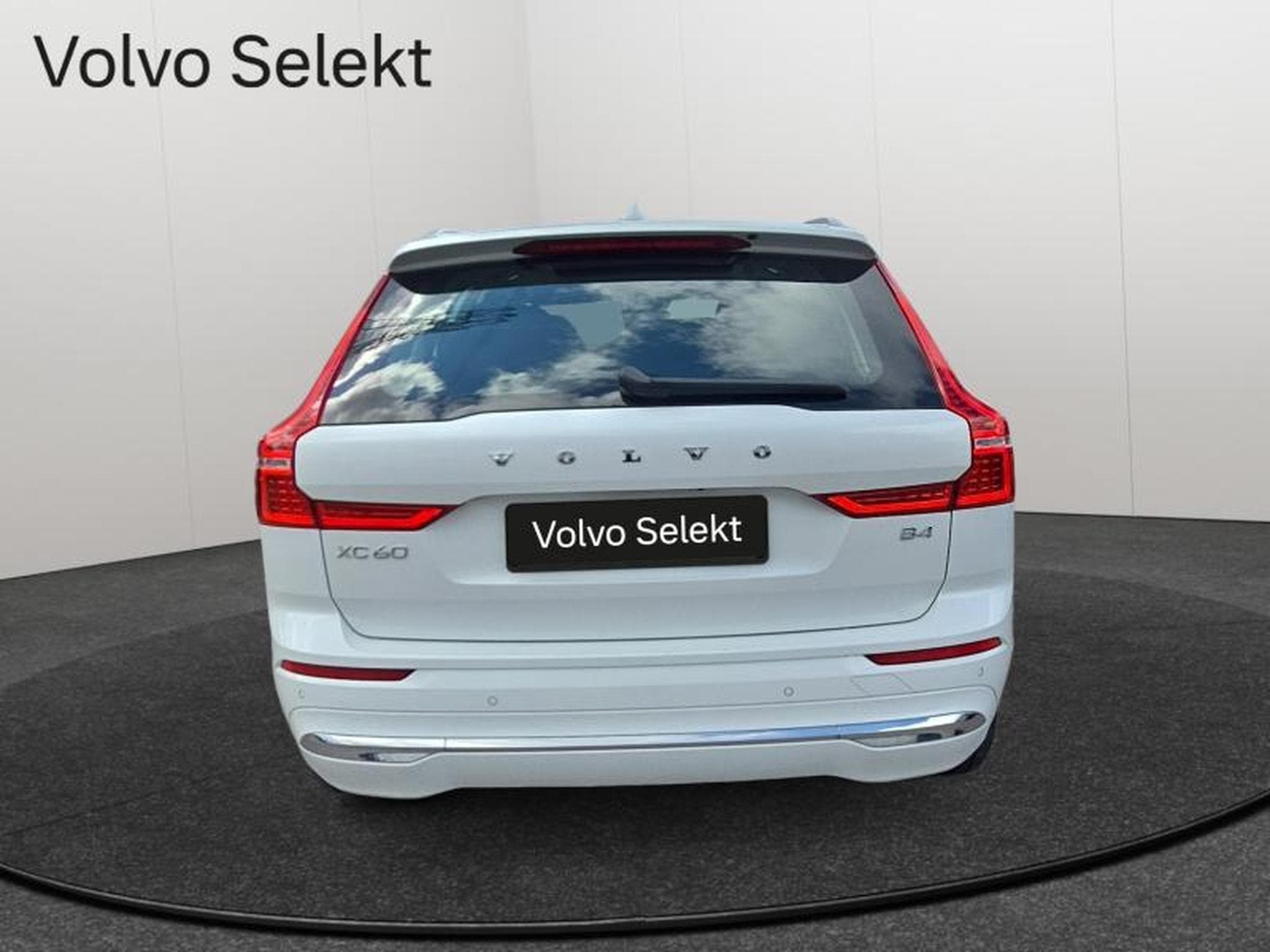 Volvo XC60 B4 Ultimate Bright / Essence (2022) - Foto 7