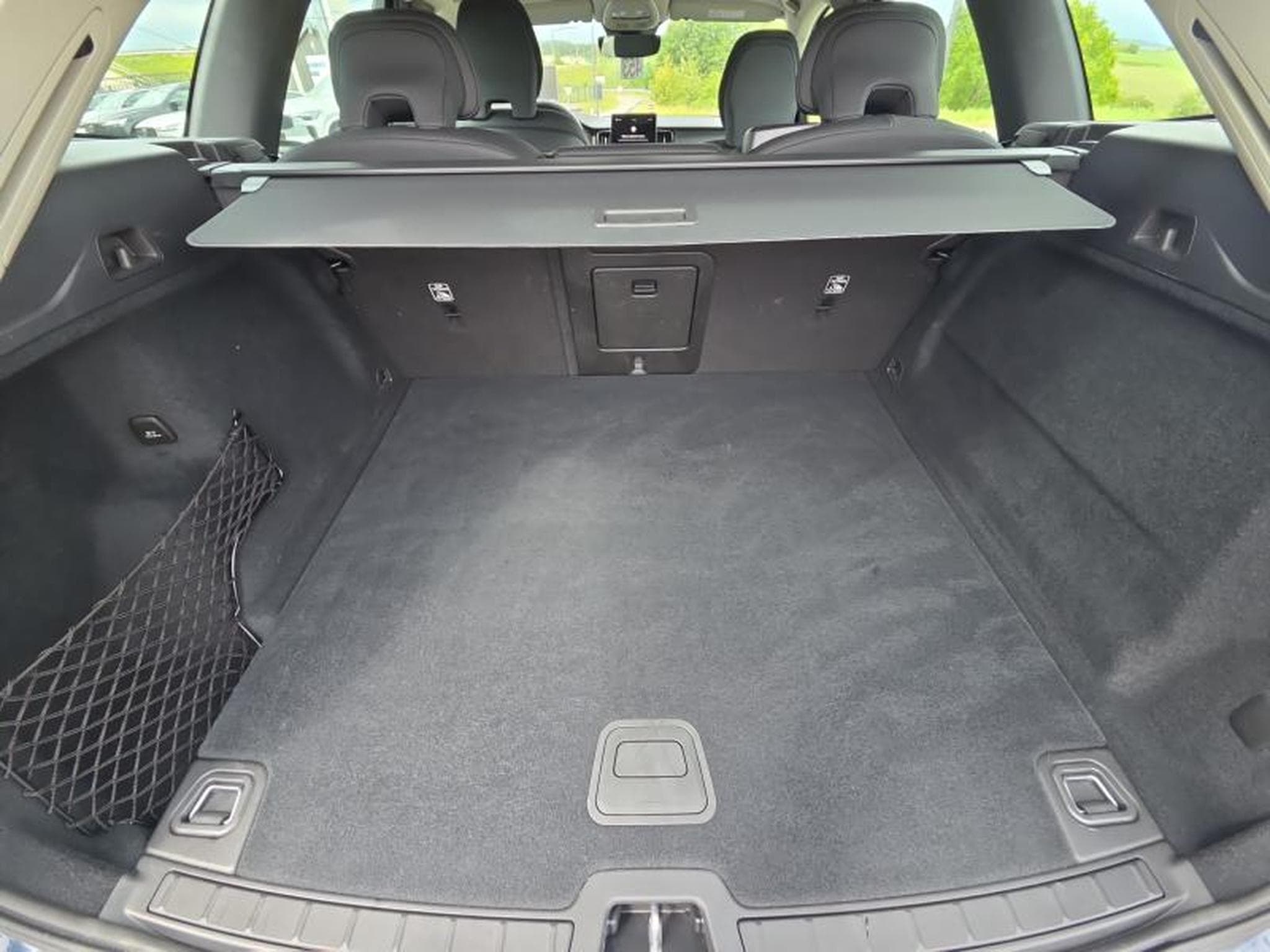 Volvo XC60 B5 Core / Essence (2025) - Photo 16