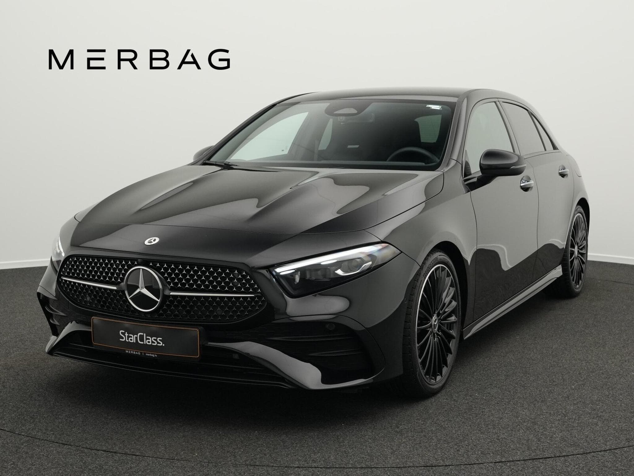 Mercedes A 200 d AMG-Line Multi+Kamera+Night+19" (2025) - Foto 1