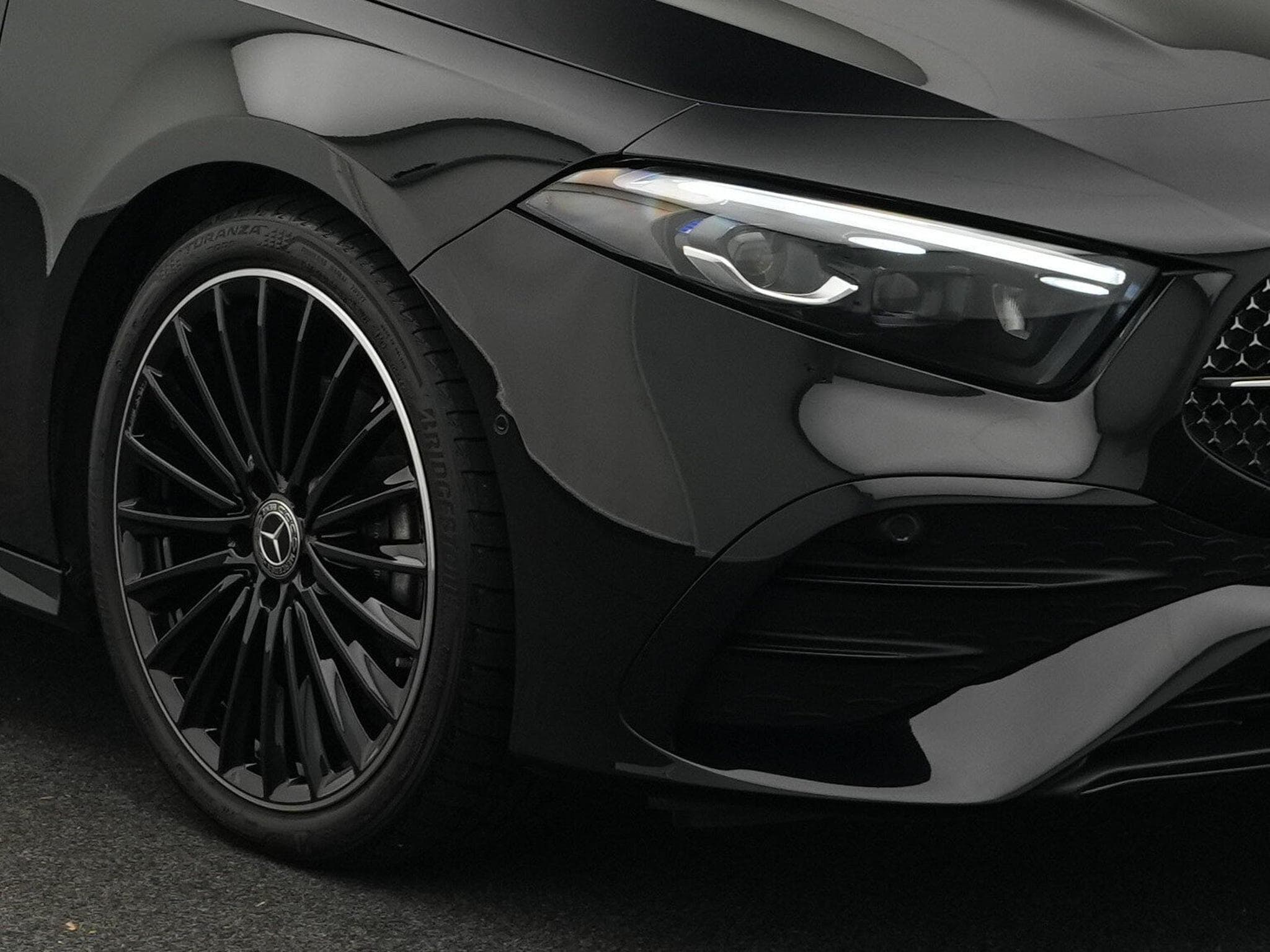 Mercedes A 200 d AMG-Line Multi+Kamera+Night+19" (2025) - Foto 7