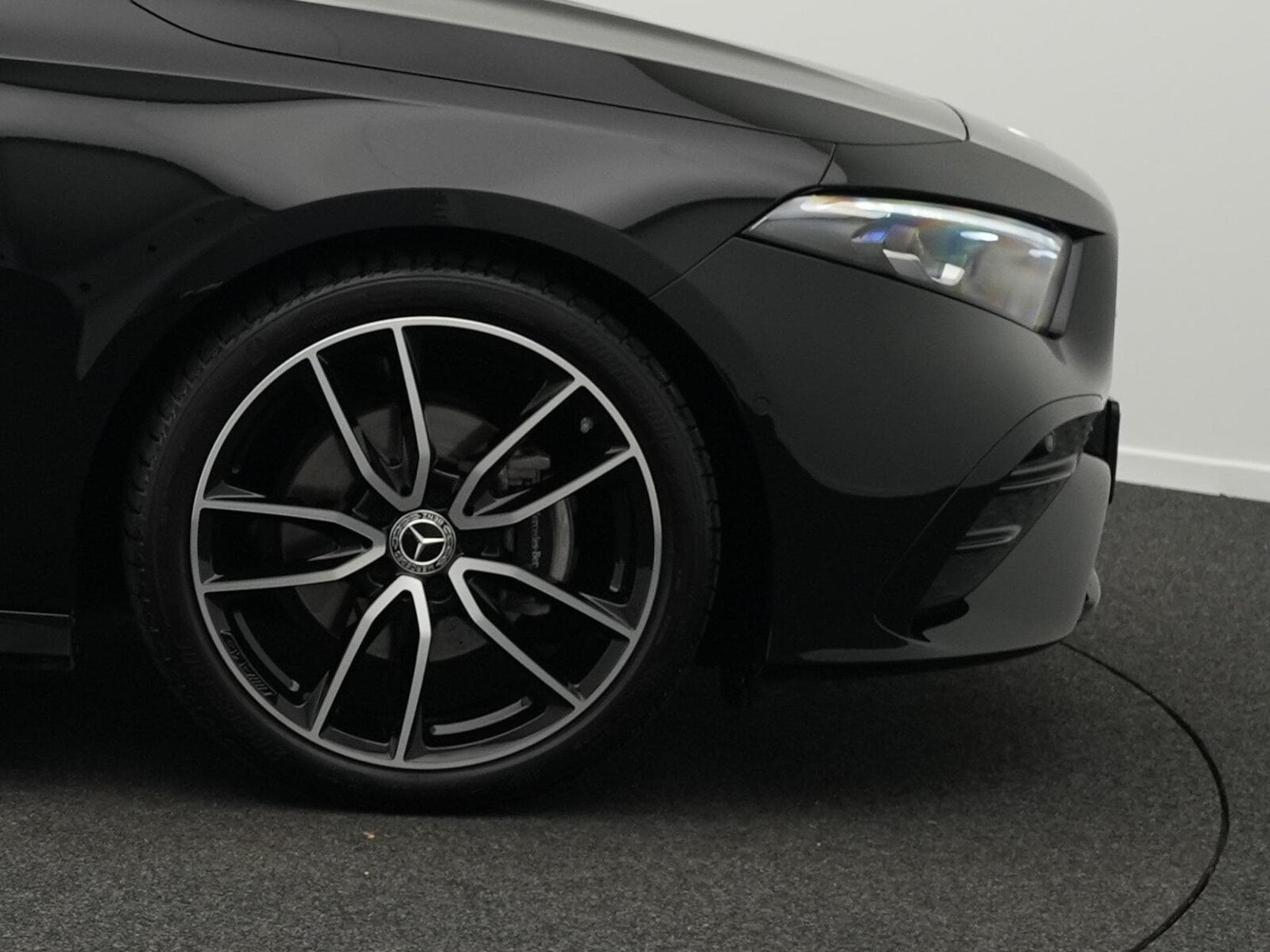 Mercedes A 200 AMG-Line Multi+Kamera+Night+19" (2025) - Foto 6