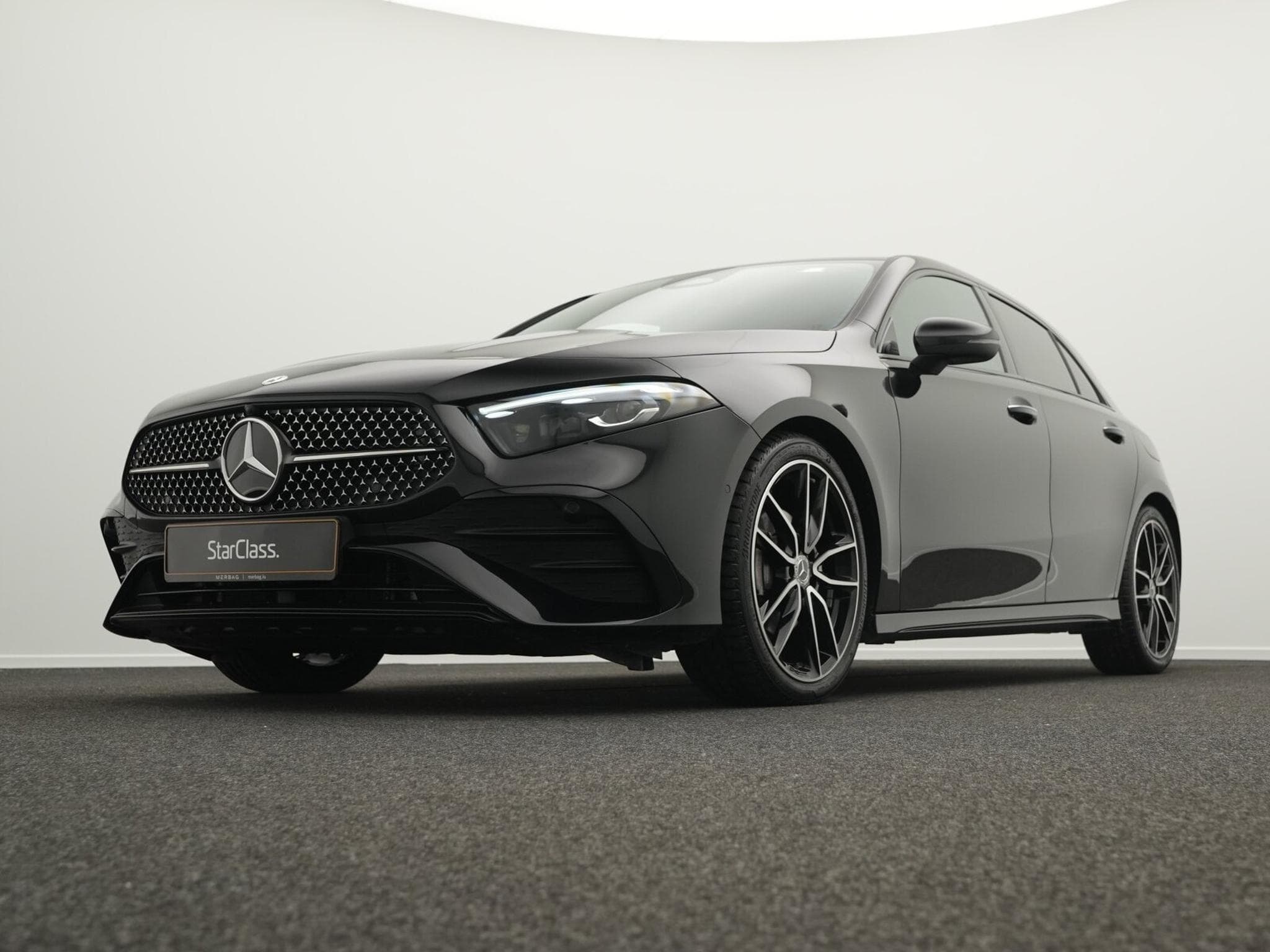 Mercedes A 200 AMG-Line Multi+Kamera+Night+19" (2025) - Foto 8