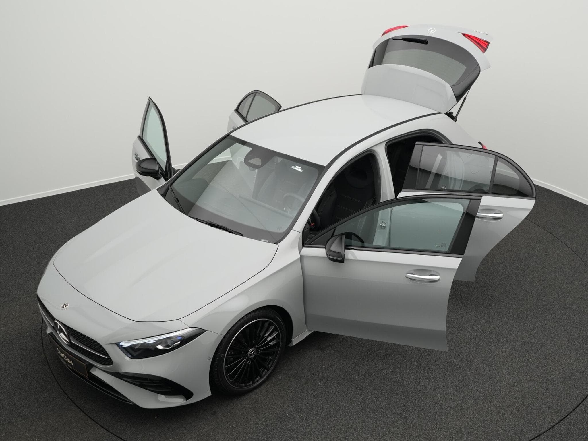 Mercedes A 200 AMG-Line Multi+Kamera+Distr+Night+19" (2025) - Foto 12