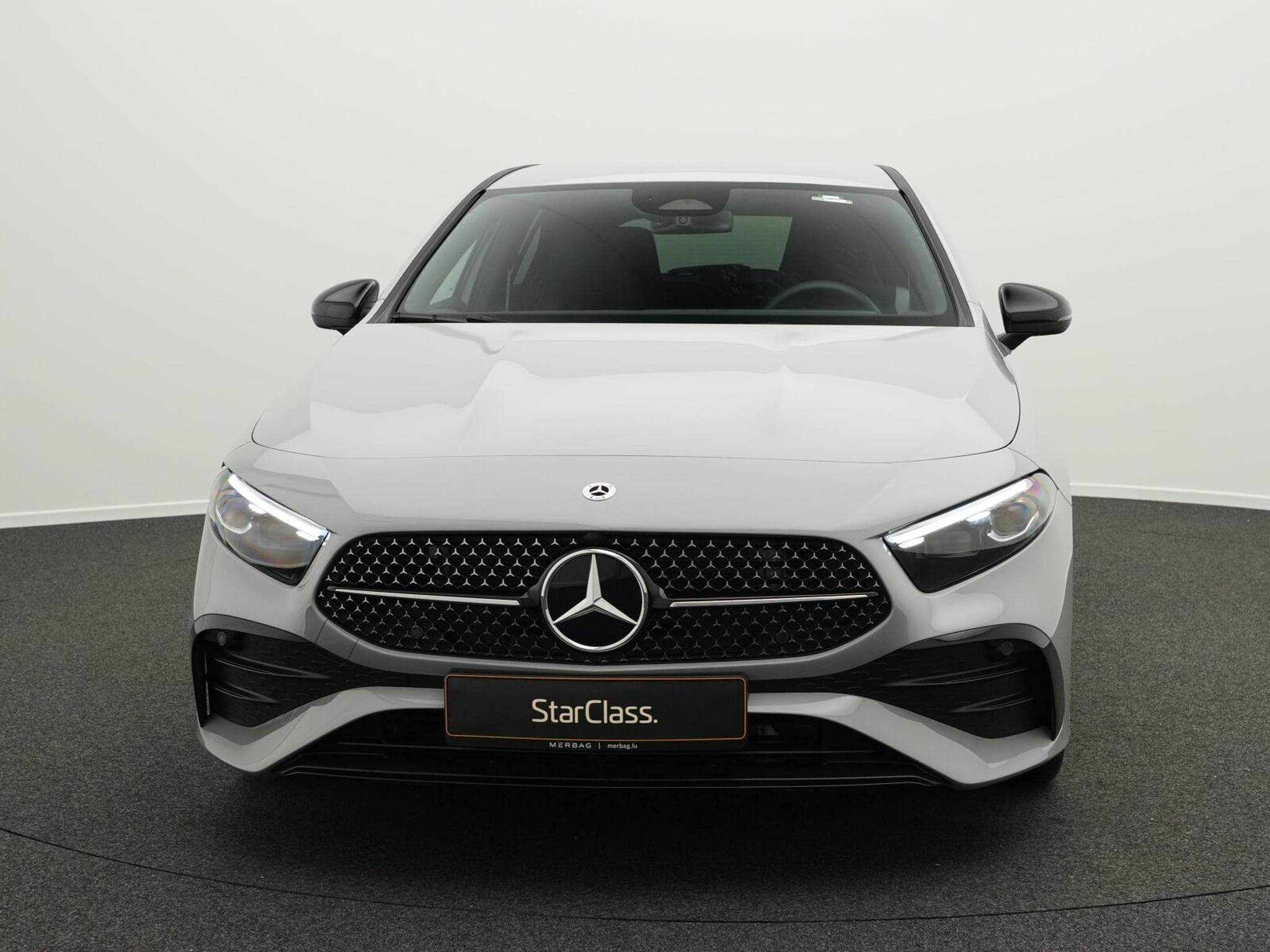 Mercedes A 200 AMG-Line Multi+Kamera+Distr+Night+19" (2025) - Foto 2