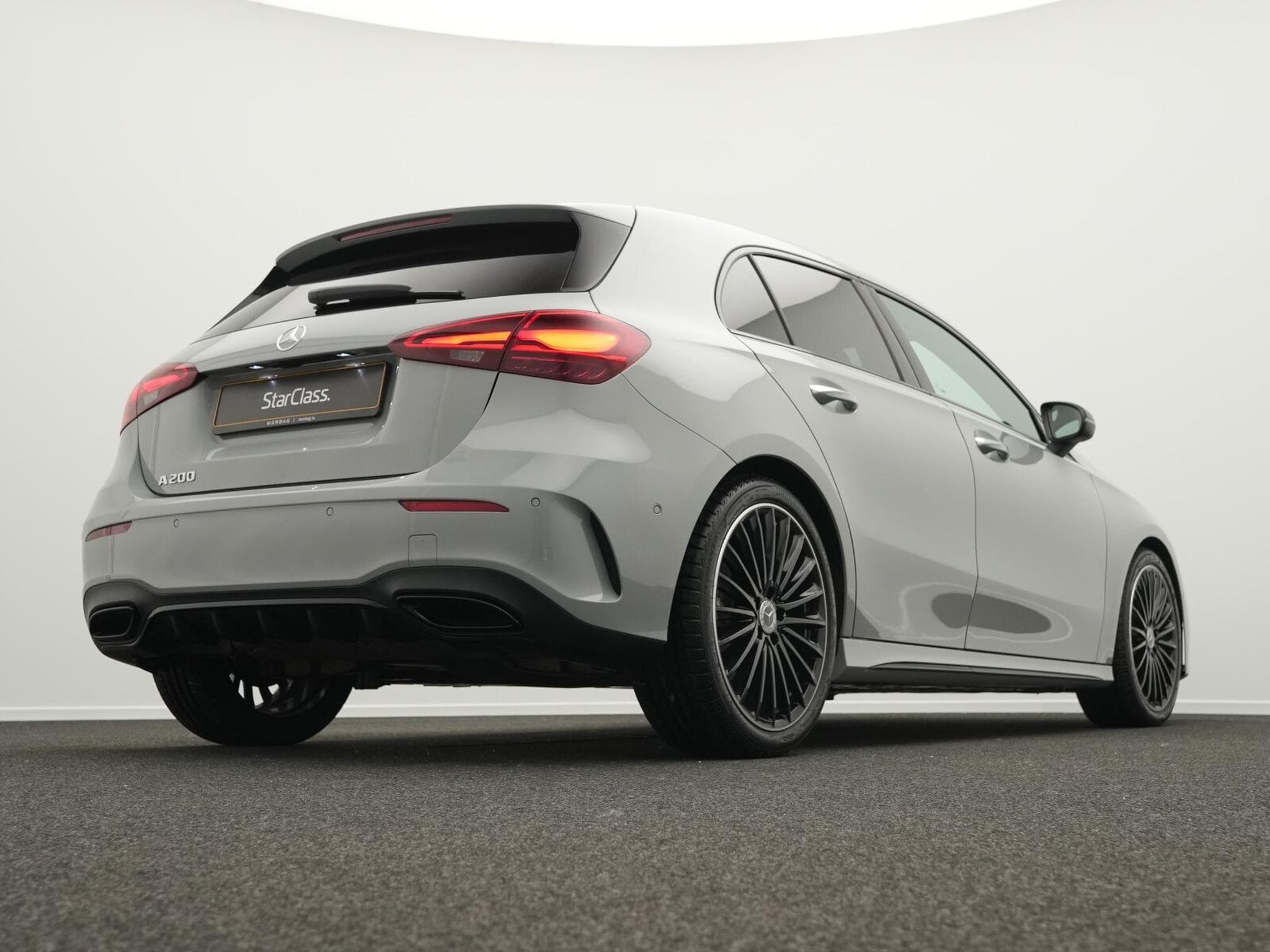 Mercedes A 200 AMG-Line Multi+Kamera+Distr+Night+19" (2025) - Foto 9