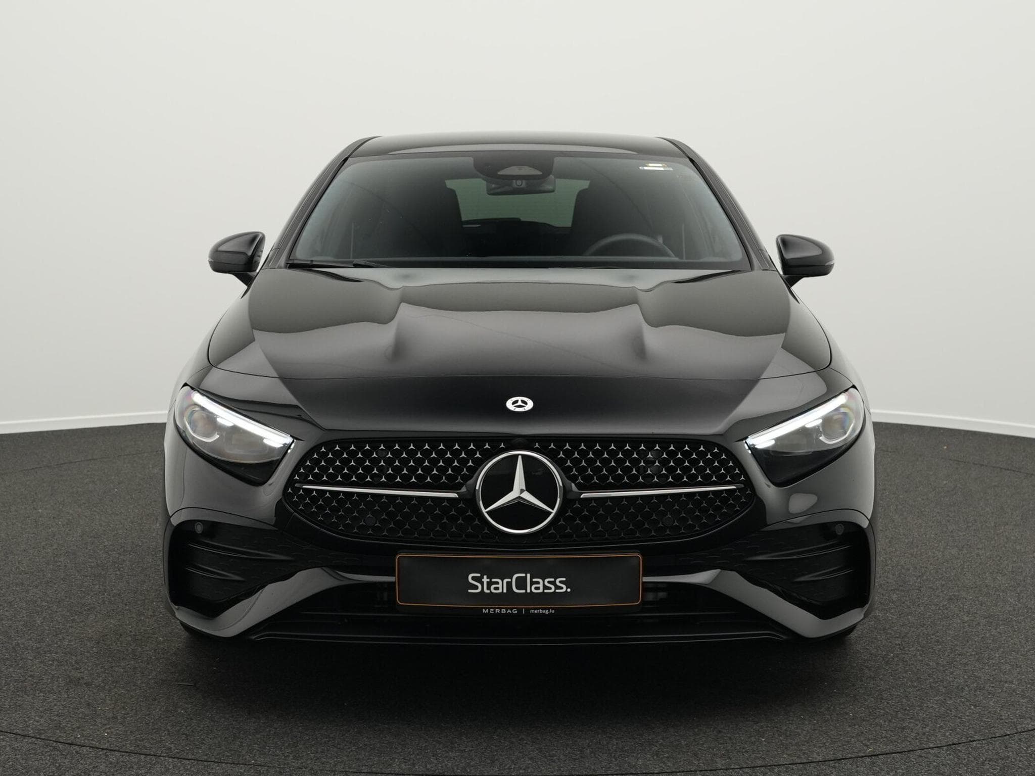 Mercedes A 200 d AMG-Line Multi+Kamera+Night+19" (2025) - Foto 2