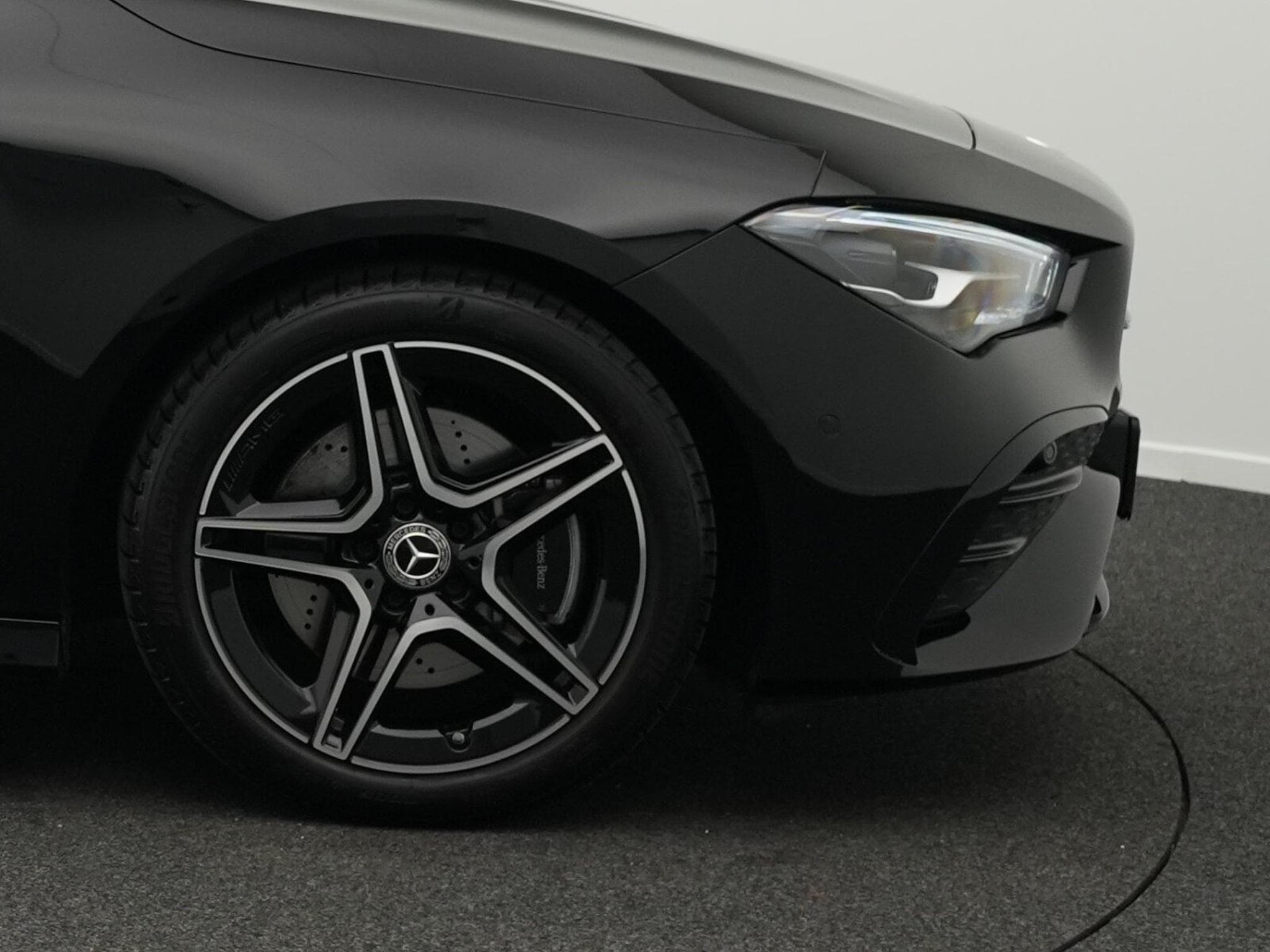 Mercedes CLA 200 CLA 200 SB AMG-Line LED+Kamera+Keyless+Night (2025) - Foto 6