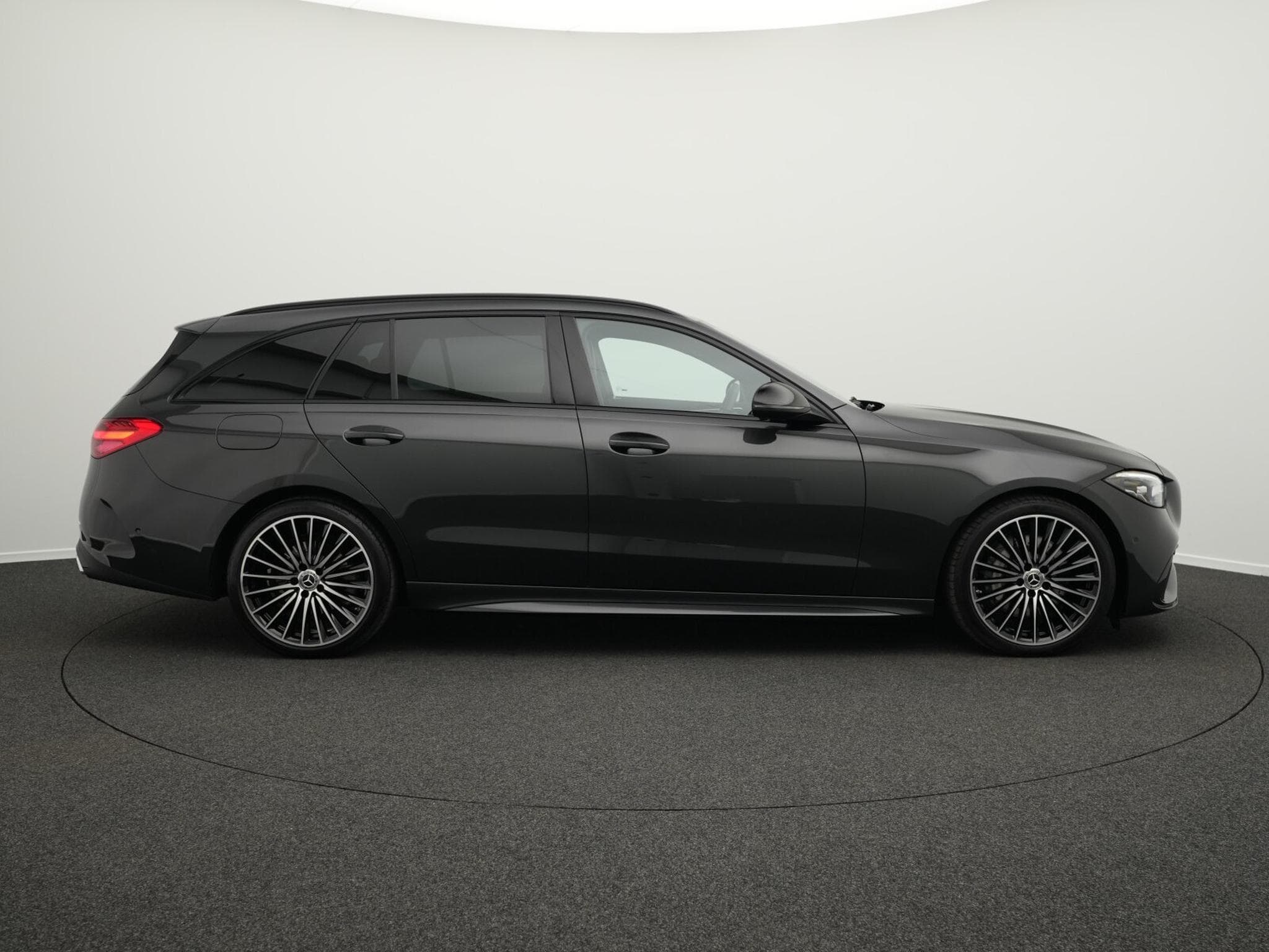 Mercedes C 300 d T AMG-Line LED+Kamera+Distr+Night+19" (2025) - Foto 5