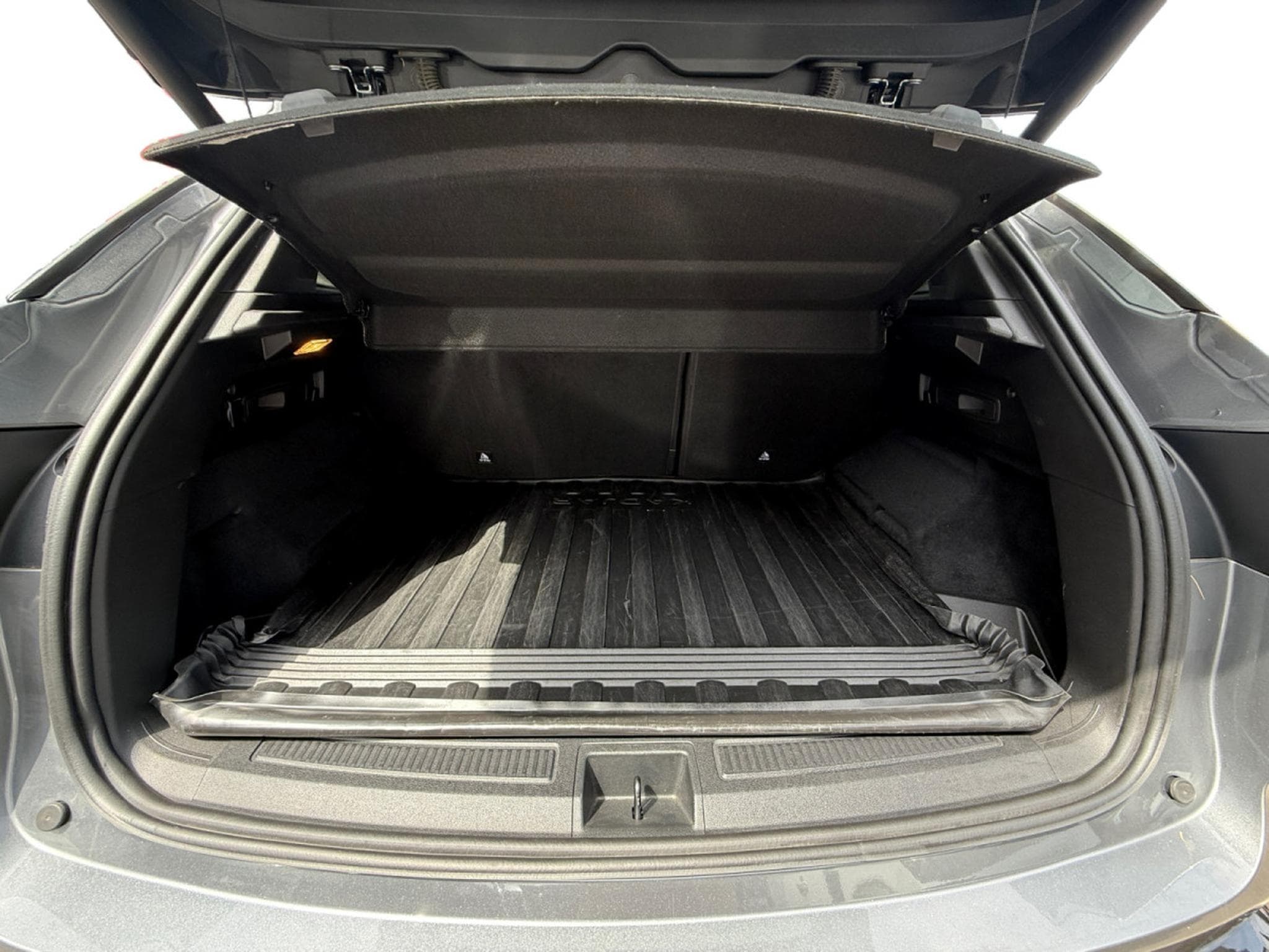 Renault Austral 1.2 E-Tech HEV Techno Esprit Alpine (2024) - Foto 13