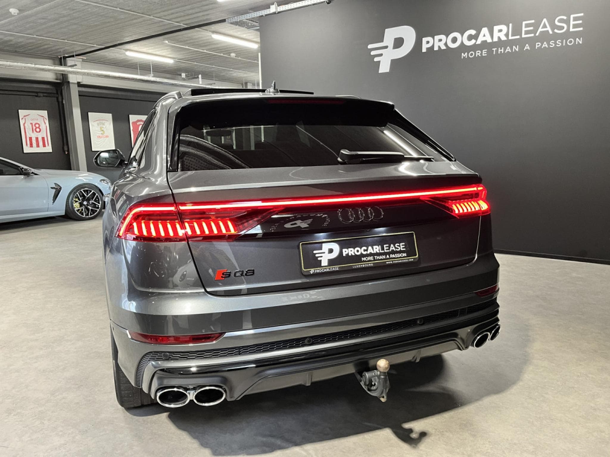 Audi SQ8 4.0 TDI Quattro/Matrix PANO/B&O/23/360°/HUD/AHK/ADAPTATIVE C (2021) - Photo 16