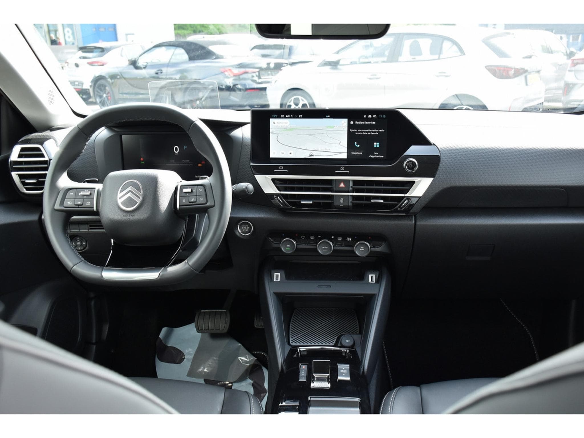 Citroën C4 1.2 MHEV MAX e-DCS6 ACC SIDE LANE HUD CAM360 1° MAIN (2025) - Foto 9