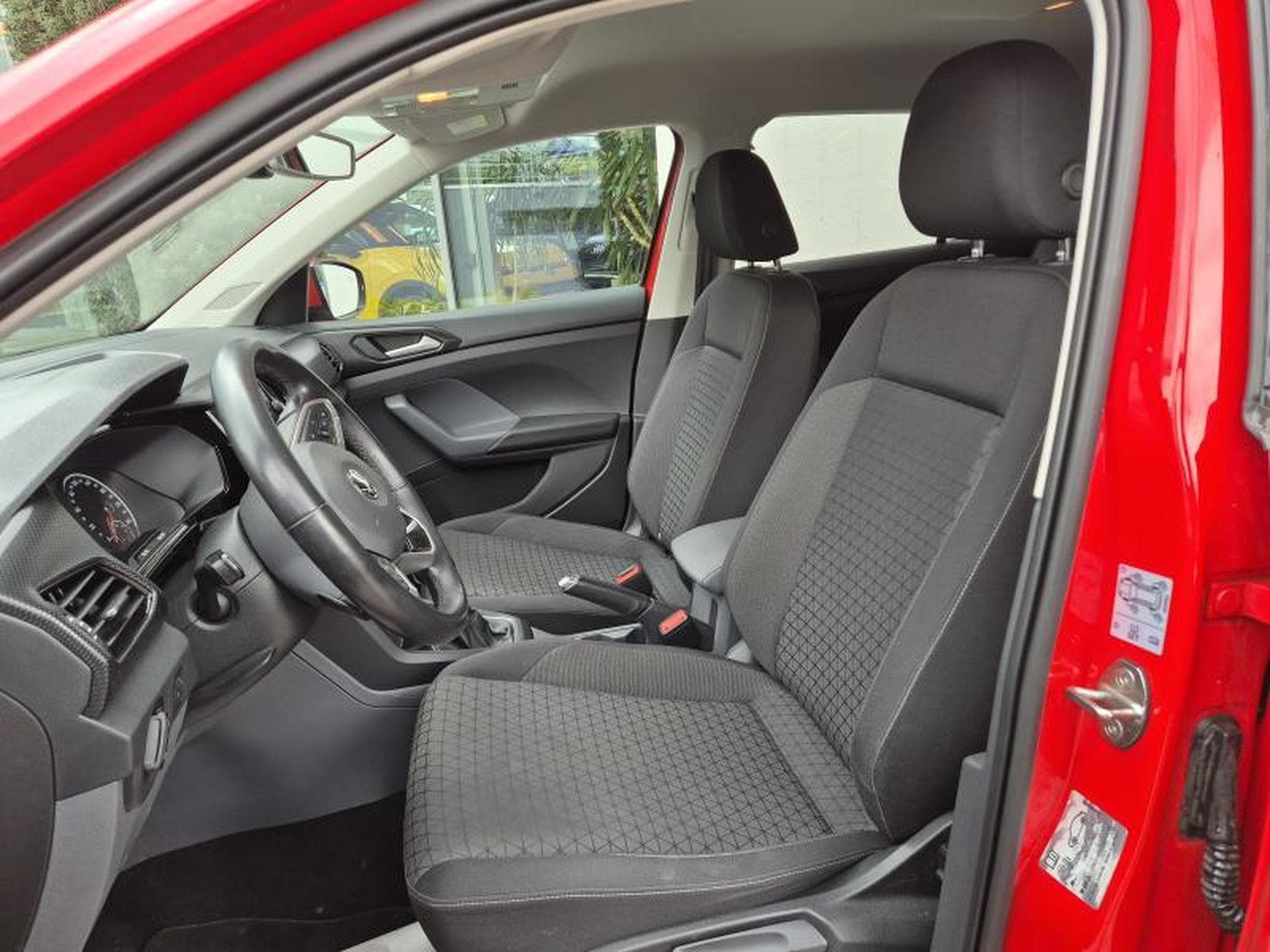 VW T-Cross Life (2020) - Photo 7