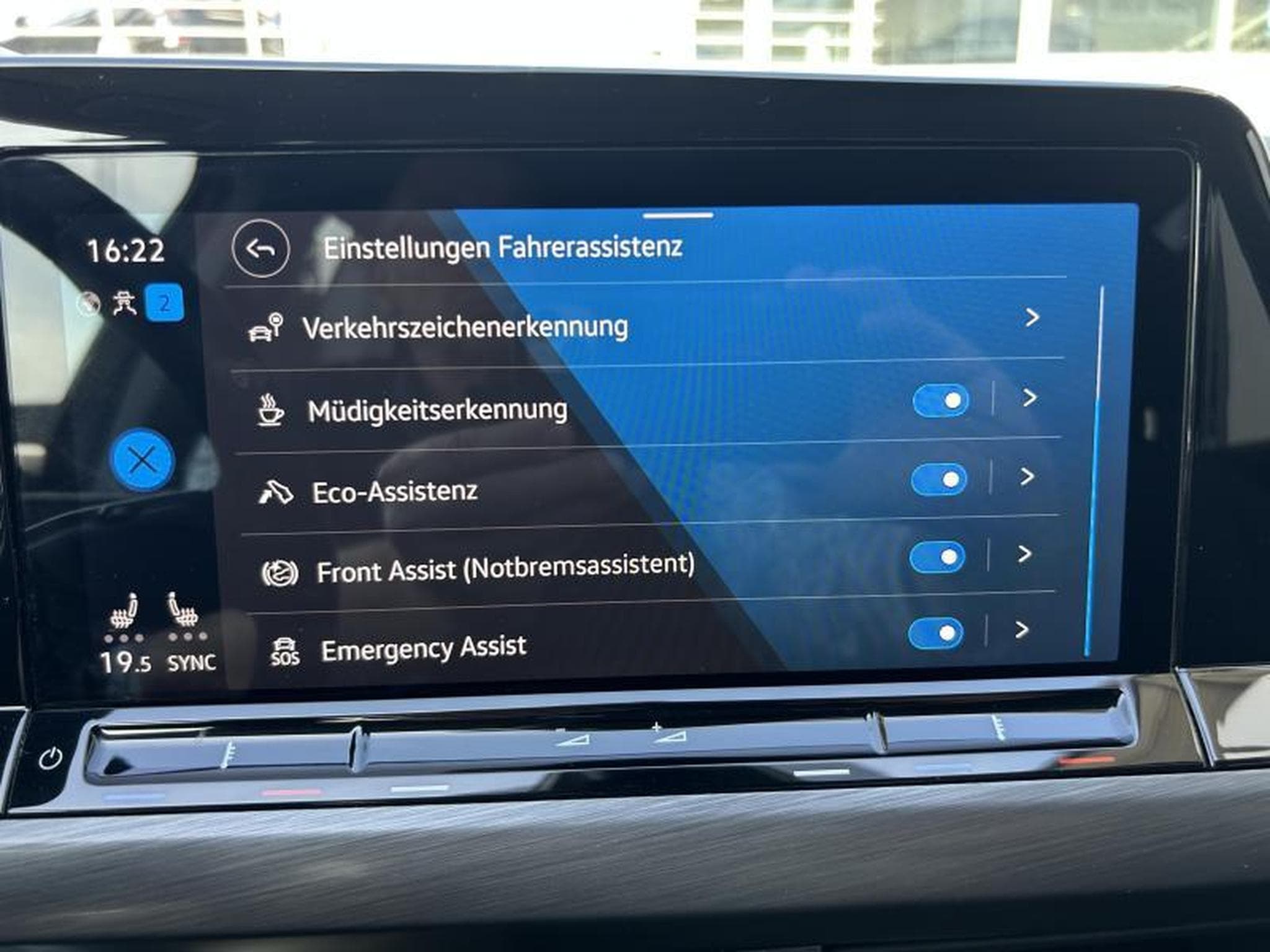 VW Golf Style (2021) - Photo 15