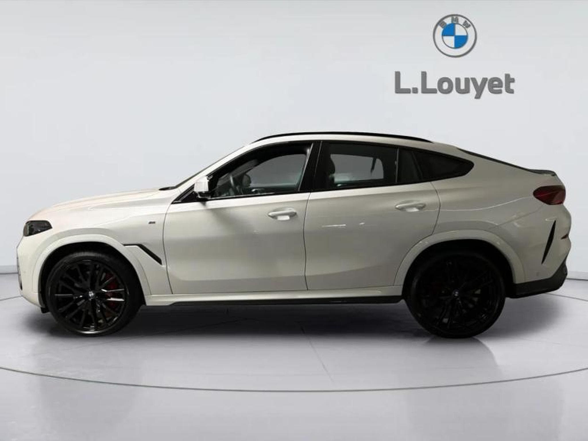 BMW X6 M Sport 40d (2025) - Photo 20