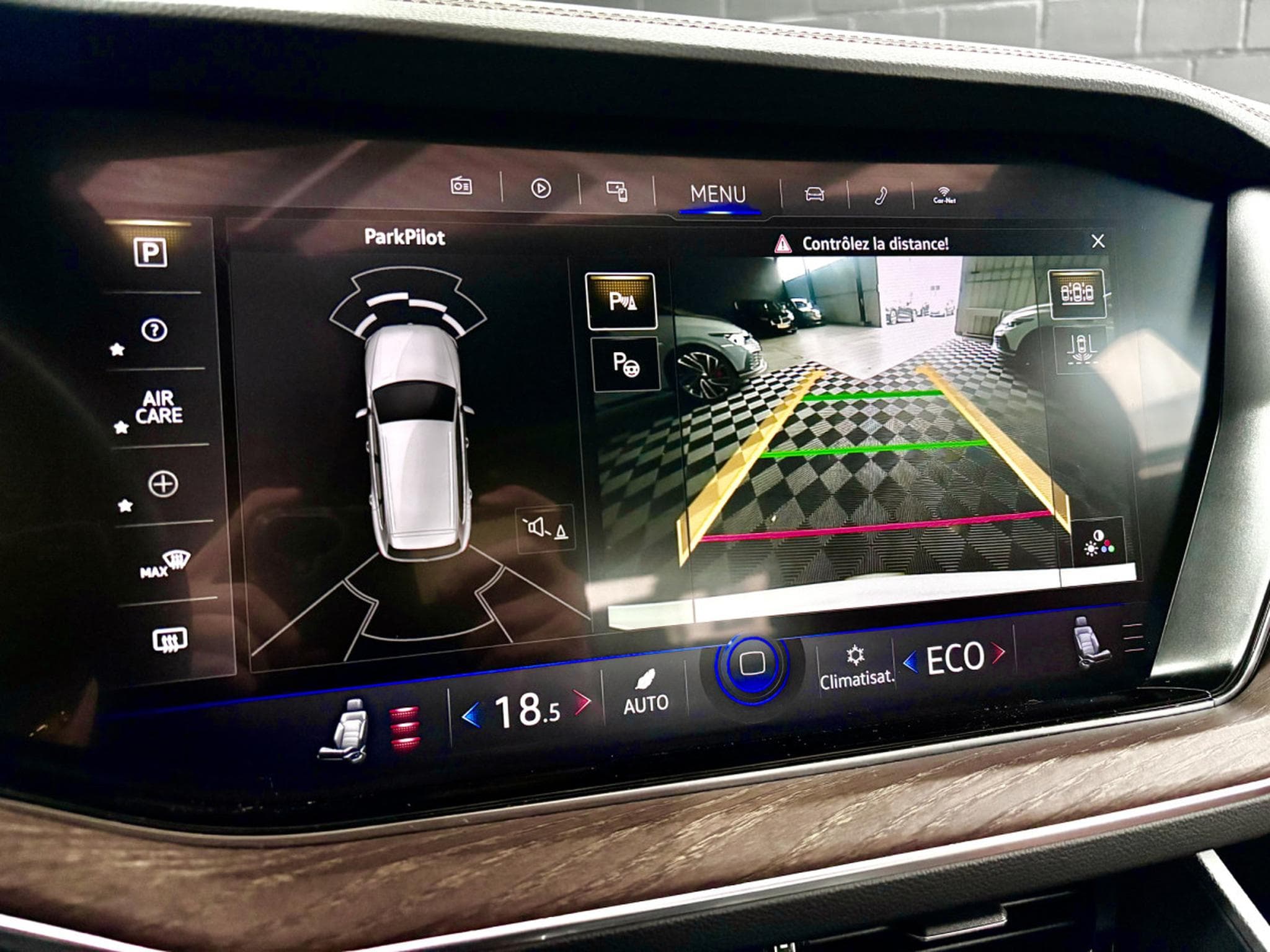 VW Touareg 3.0 TSi V6 PHEV 4MOTION 381 CV  * MATRIX *PANO * CUIR * (2022) - Photo 14