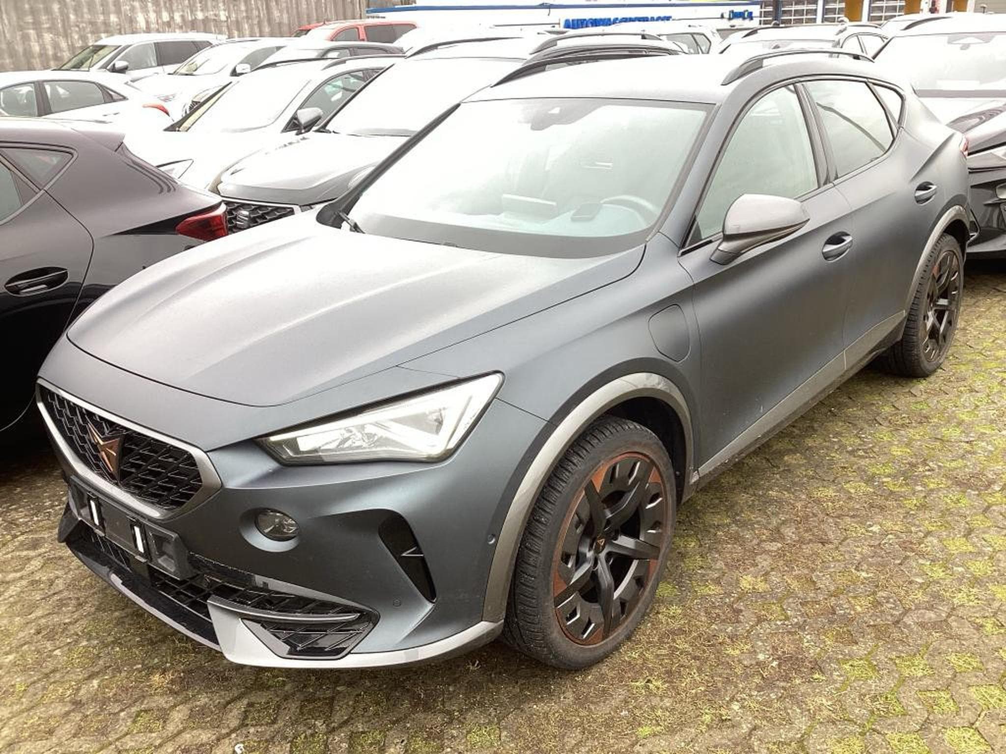 Cupra Formentor VZ 245CV eHybrid PHEV DSG6 ** MAT ** VSS ** CUIR ** (2023) - Photo 1