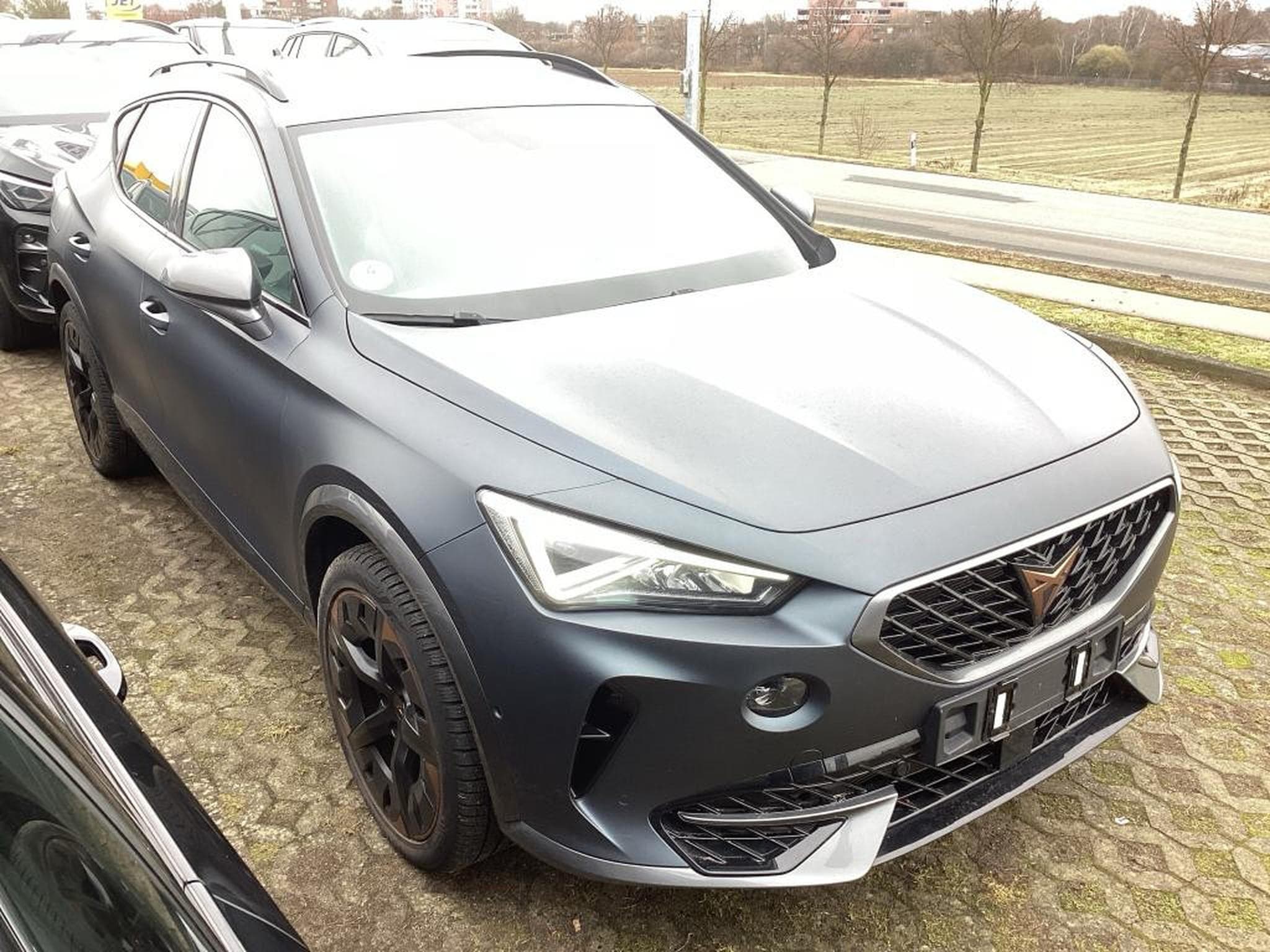 Cupra Formentor VZ 245CV eHybrid PHEV DSG6 ** MAT ** VSS ** CUIR ** (2023) - Photo 3