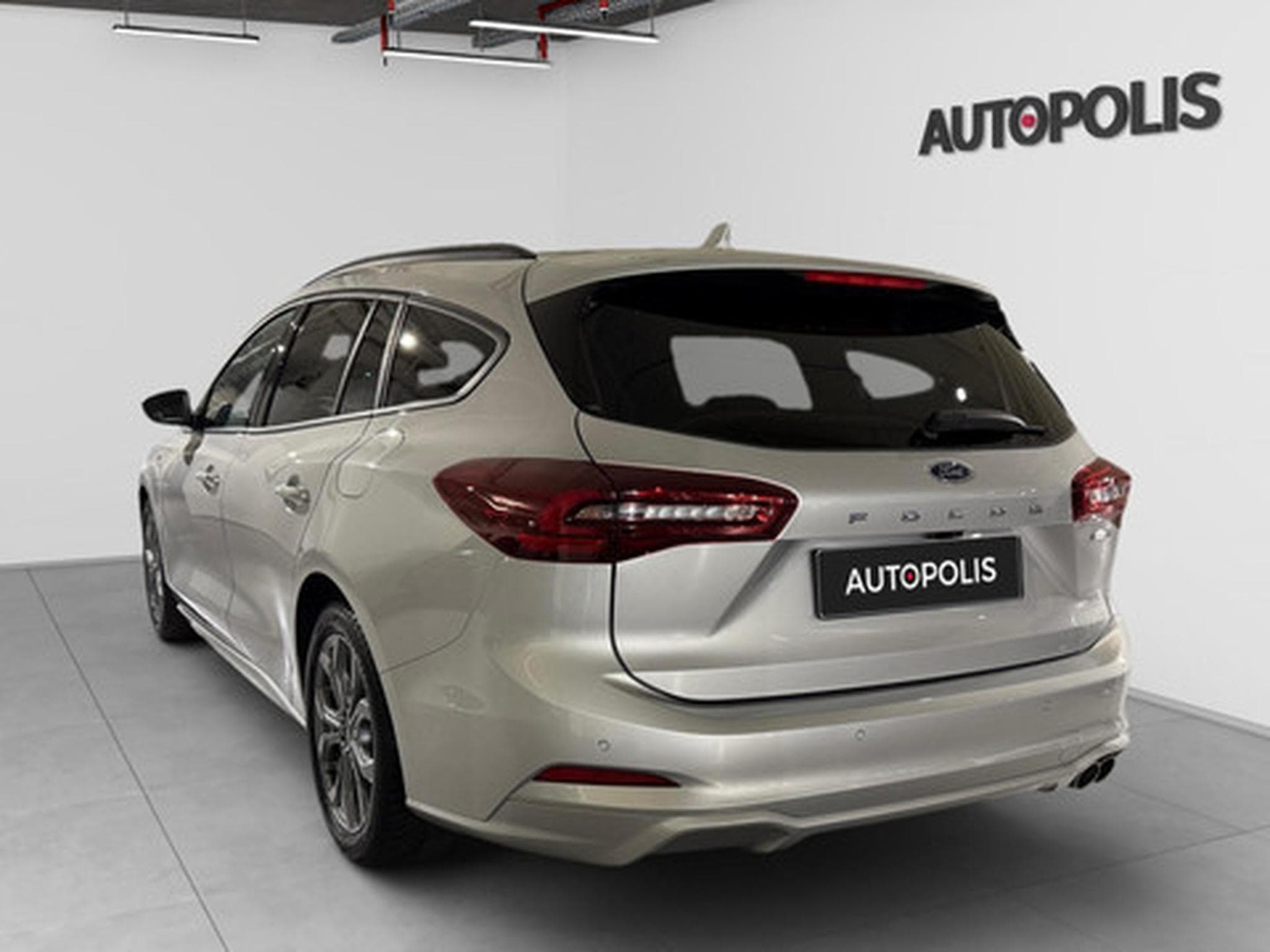 Ford Focus Clipper 1.0i EcoBoost MHEV 92kW ST-Line X (2023) - Foto 17