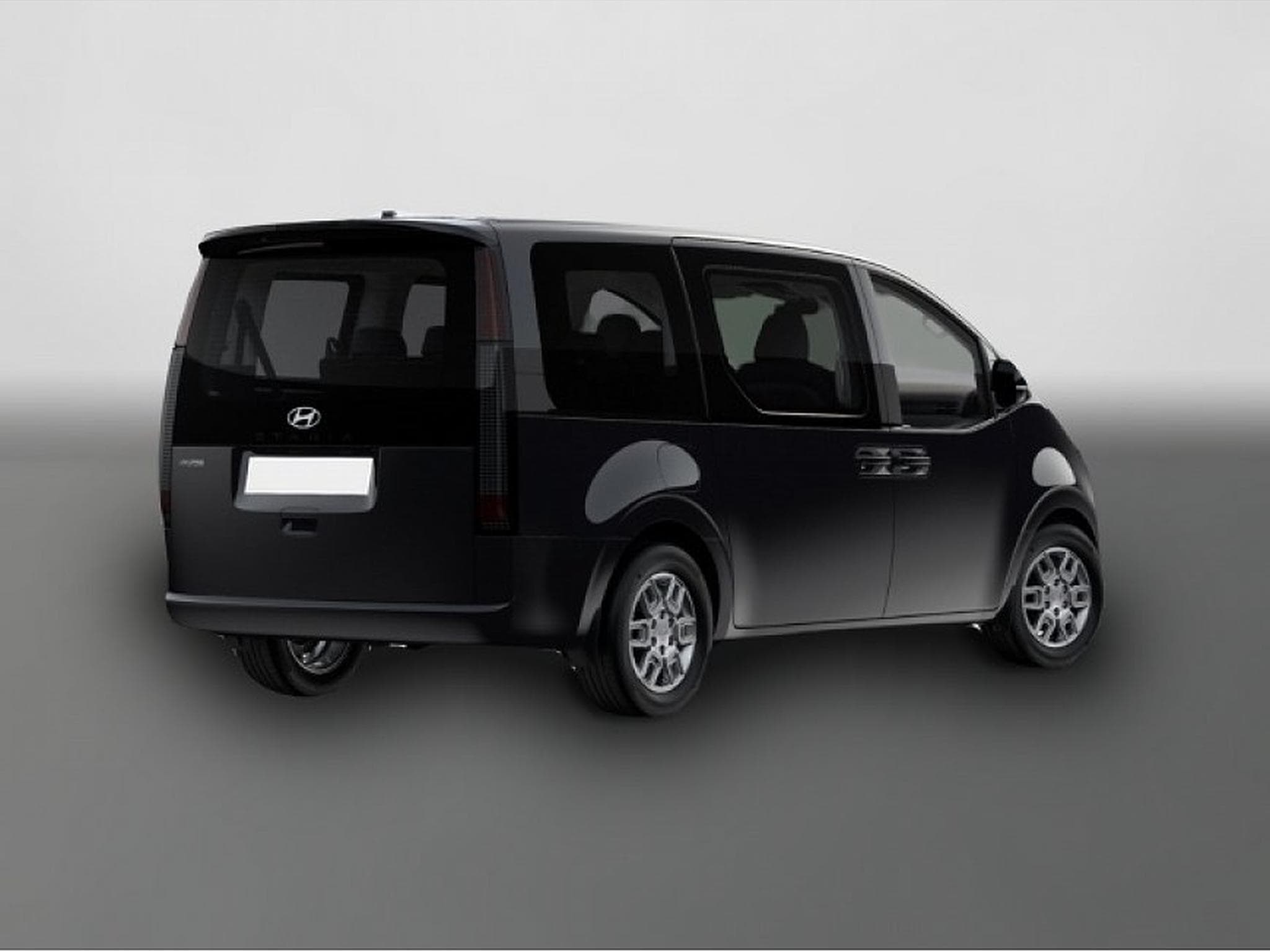 Hyundai Staria (2025) - Photo 2